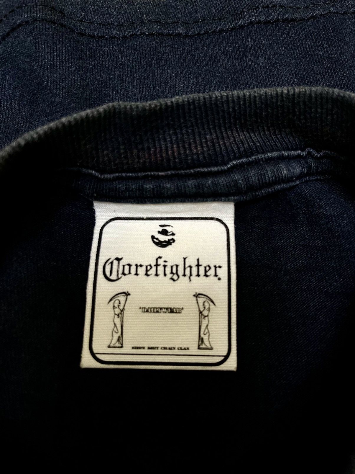 Vintage Vintage Core Fighter Big Logo Shirt Size US L / EU 52-54 / 3 - 2 Thumbnail