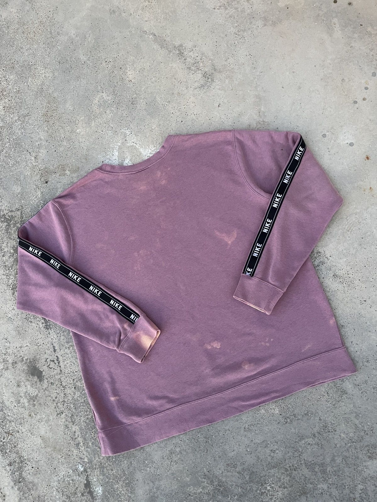 Nike × Vintage Faded Vintage Nike Center Sweatshirt Size US L / EU 52-54 / 3 - 6 Thumbnail