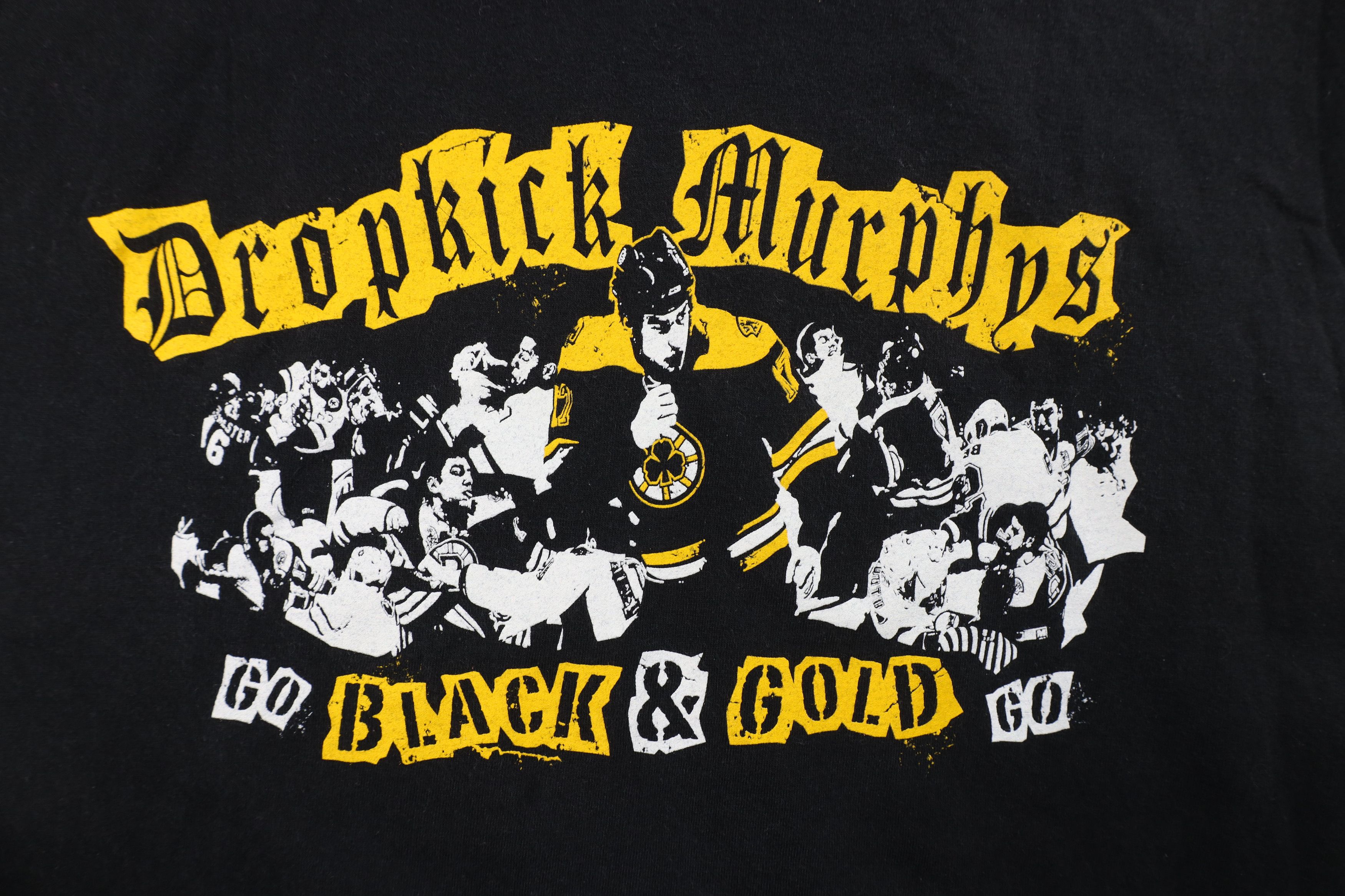 Vintage Vintage 90s Black and Gold Go Dropkick Murphys Band T-Shirt Size US XL / EU 56 / 4 - 4 Thumbnail