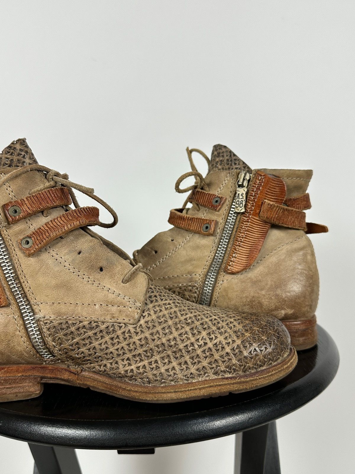 A.S.98 A.S.98. Airstep Beige Leather Biker Buckle Strap Ankle Boots Size US 8 / IT 38 - 18 Thumbnail