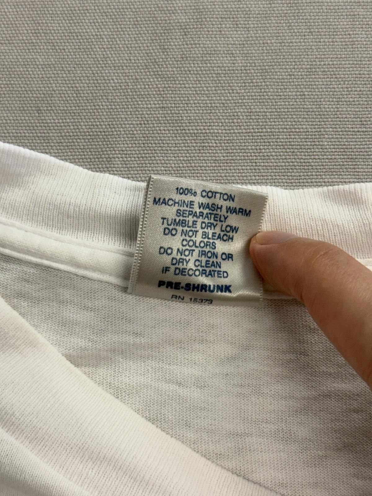 Delta Vintage Mickey Mouse College T-shirt Breakthrough Handshake Size US XL / EU 56 / 4 - 4 Thumbnail
