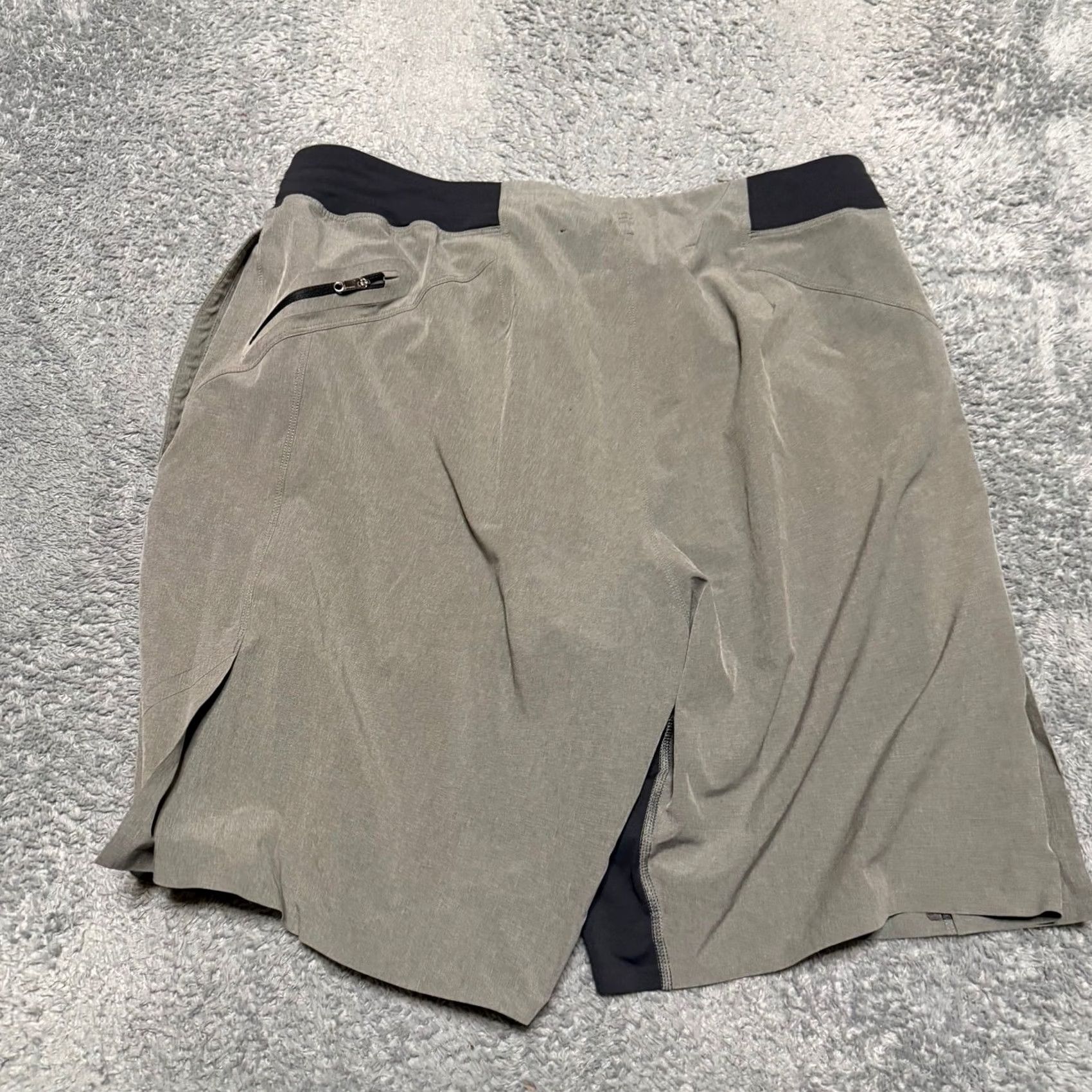 Lululemon Lululemon Assert Shorts Mens XL Linerless Gray Performance Running Size US 36 / EU 52 - 3 Thumbnail