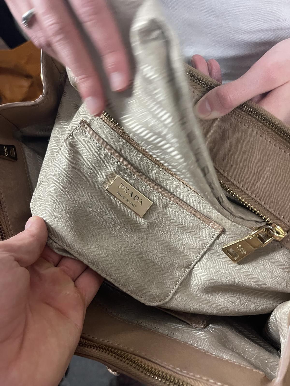 Prada Prada - Beige Leather Tote Bag Size ONE SIZE - 7 Thumbnail