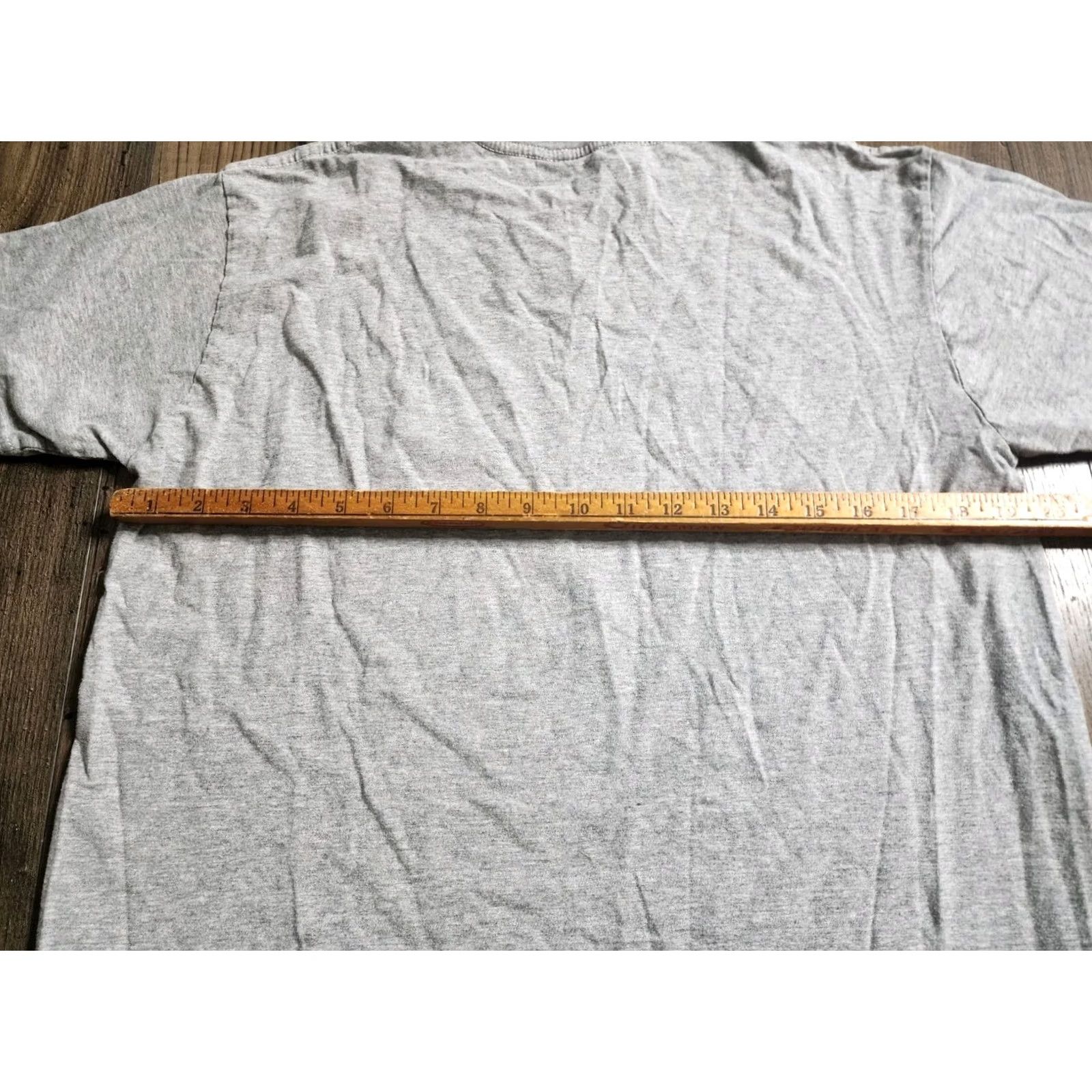 Vintage VINTAGE Franz Kafka Art Praha Handmade M 90s T-Shirt Gray Cotton Knit Short Sleeve Crew Neck Mens Graphic Print Shoes? Size US M / EU 48-50 / 2 - 2 Thumbnail