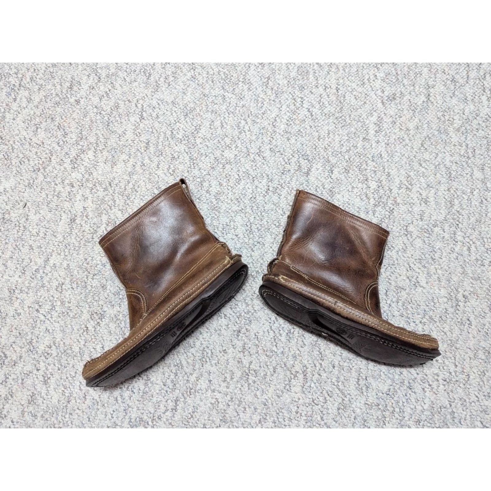 Vintage VINTAGE Bass brown leather Moccasins 9.5 mens 7.5" tall slip-on boots boots Leather Buckle accents Boot Mens 9.5 brown Leather Size US 10 / EU 43 - 3 Thumbnail