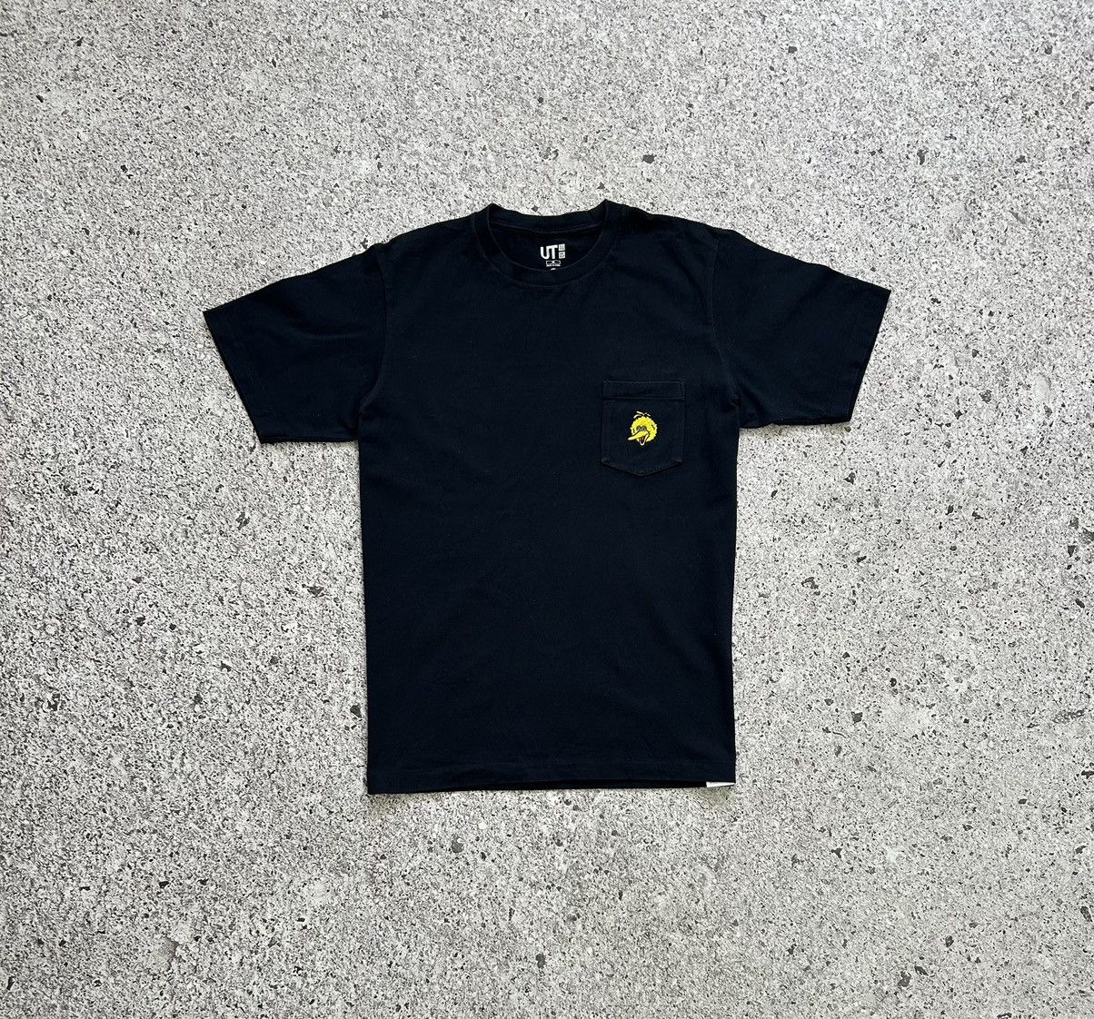 Kaws × Uniqlo Uniqlo Kaws Sesame Street Retro T-Shirt Y2K Hype Size US M / EU 48-50 / 2 - 1 Thumbnail