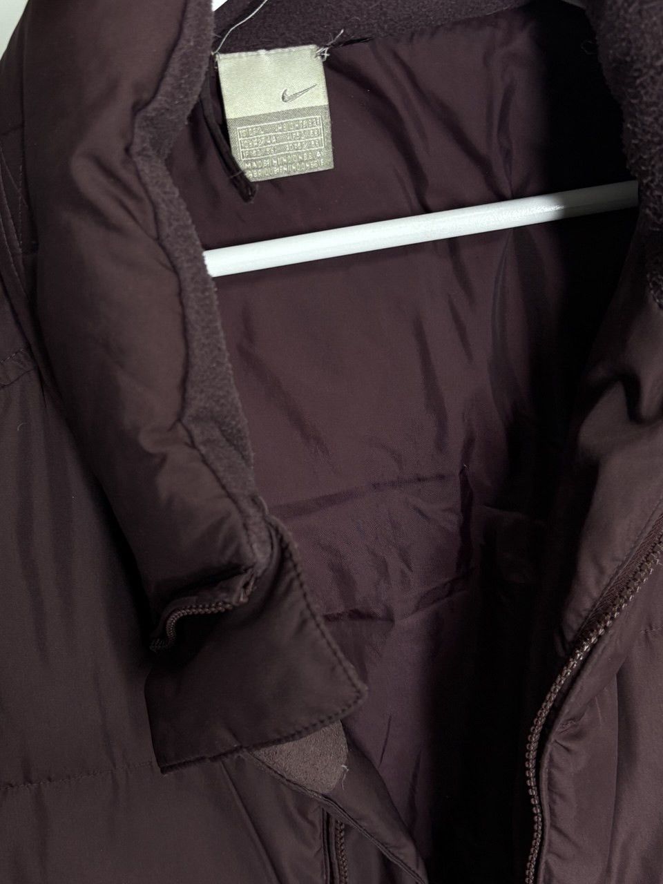 Nike 00s Vintage Nike Brown with Cherry Shade Down Puffer Vest Size US L / EU 52-54 / 3 - 18 Thumbnail