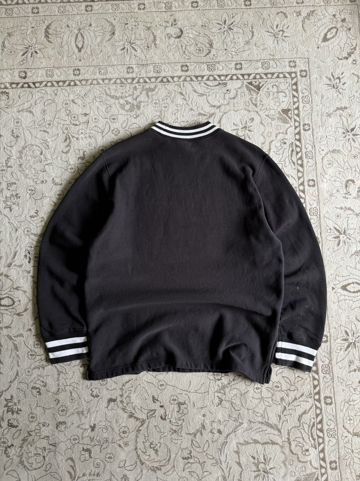 Champion Vintage Champion Reverse Weave Center Logo Heavy Sweatshirt Size US L / EU 52-54 / 3 - 9 Thumbnail