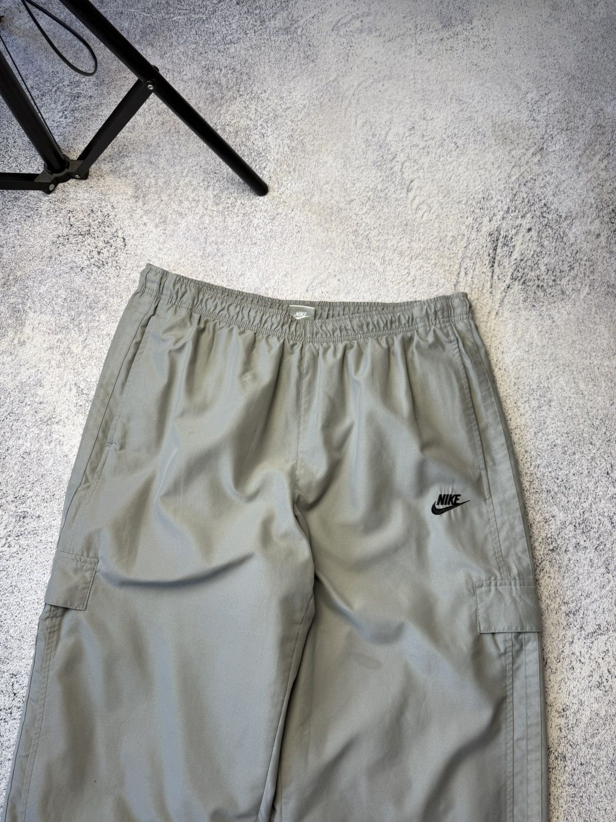 Nike Vintage Nike Cargo pants Joggers Y2K Size XL Size US 36 / EU 52 - 4 Thumbnail