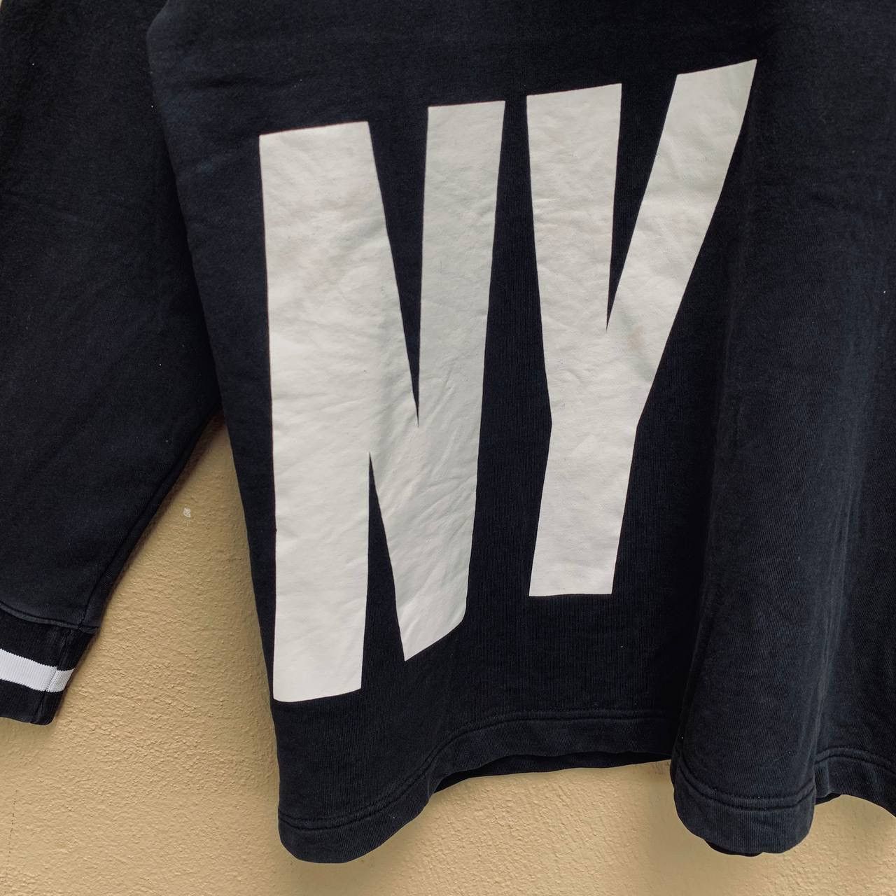 DKNY Vintage Y2K DKNY Big Logo Hoodie Size US L / EU 52-54 / 3 - 4 Thumbnail