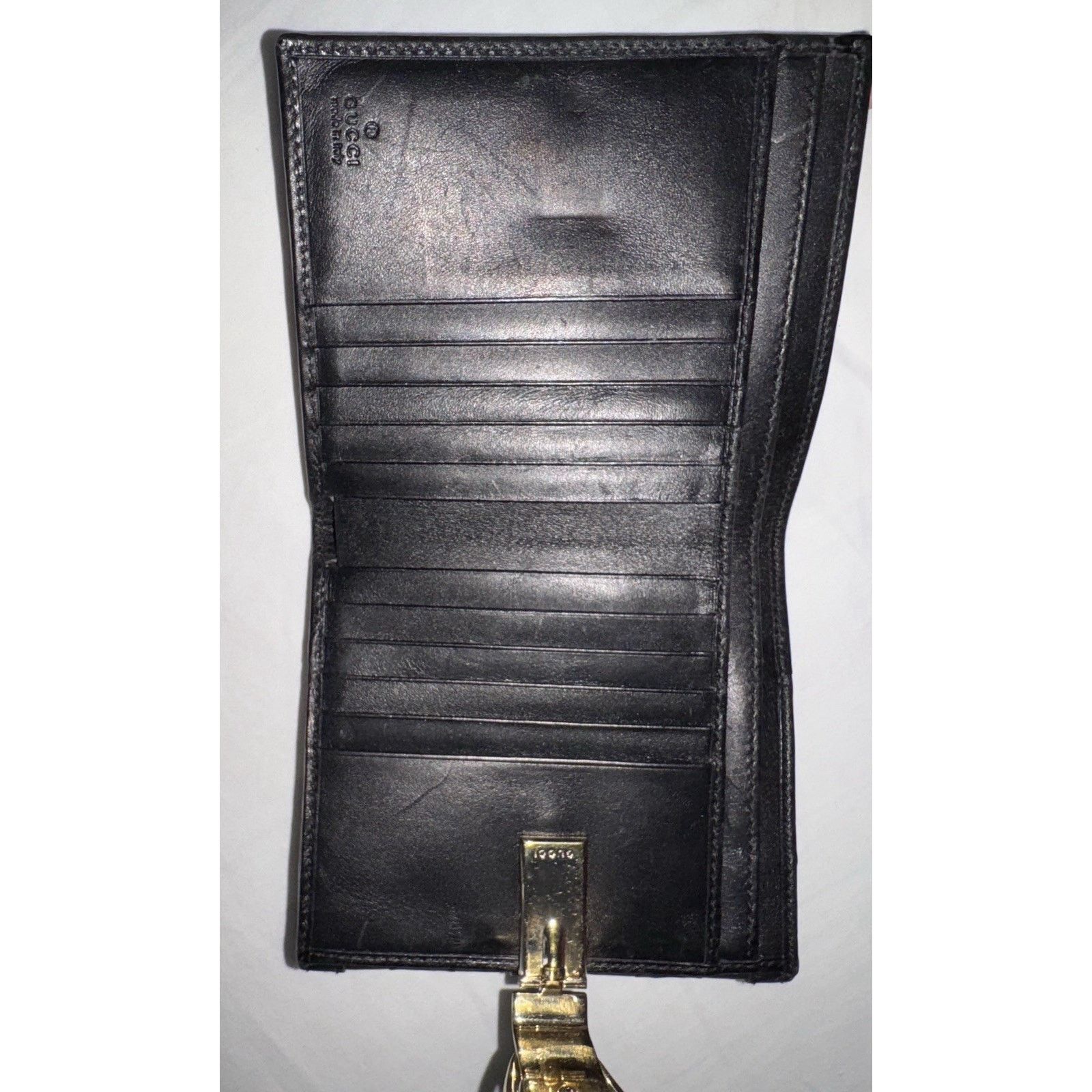 Gucci Gucci Leather Wallet With Belt Buckle Clasp Luxe Beautiful Size ONE SIZE - 4 Thumbnail