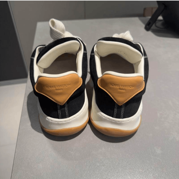 Louis Vuitton Louis Vuitton low-top shoes 42.5EU Size US 9.5 / EU 42-43 - 3 Thumbnail