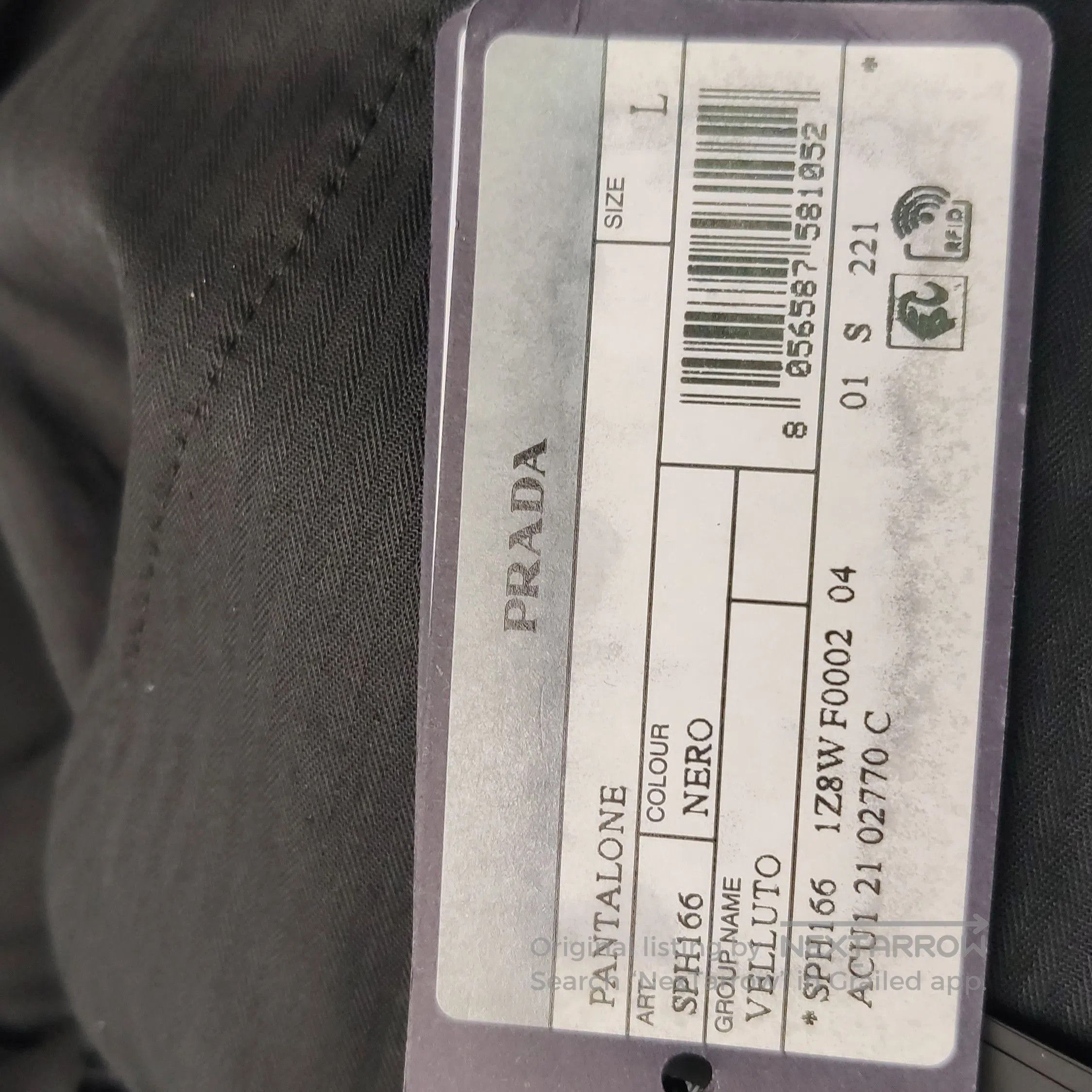 Prada Prada Logo Black Sweatpants for Women . Size 30" / US 8 / IT 44 - 8 Thumbnail