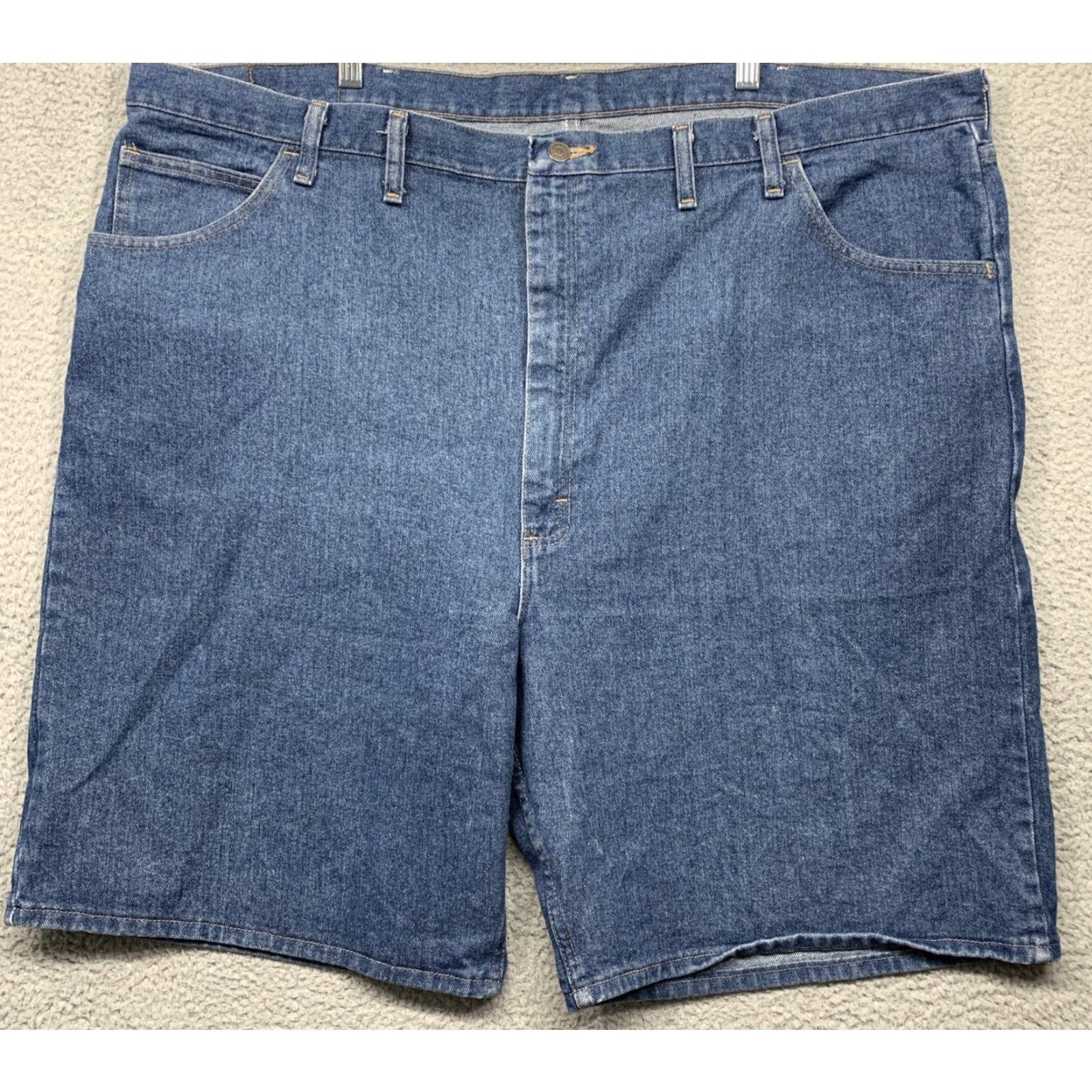Wrangler Wrangler Denim Shorts Mens 48W Blue Work Wear Relaxed Comfort Casual 5-Pocket High Rise 9.5in Inseam 100% Cotton Jeans Size US 32 / EU 48 - 2 Thumbnail
