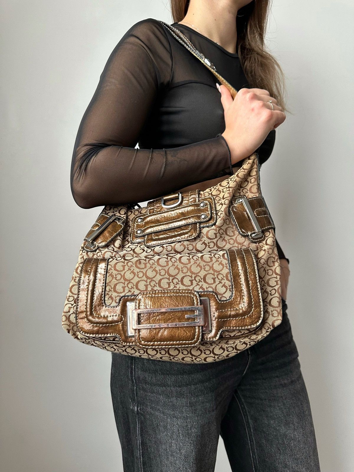 Guess × Vintage Vintage Guess shoulder bag archive y2k punk 
