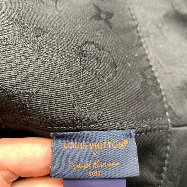 Louis Vuitton Louis Vuitton Yayoi Kusama Co-branded Reversible Black pre Size ONE SIZE - 8 Thumbnail