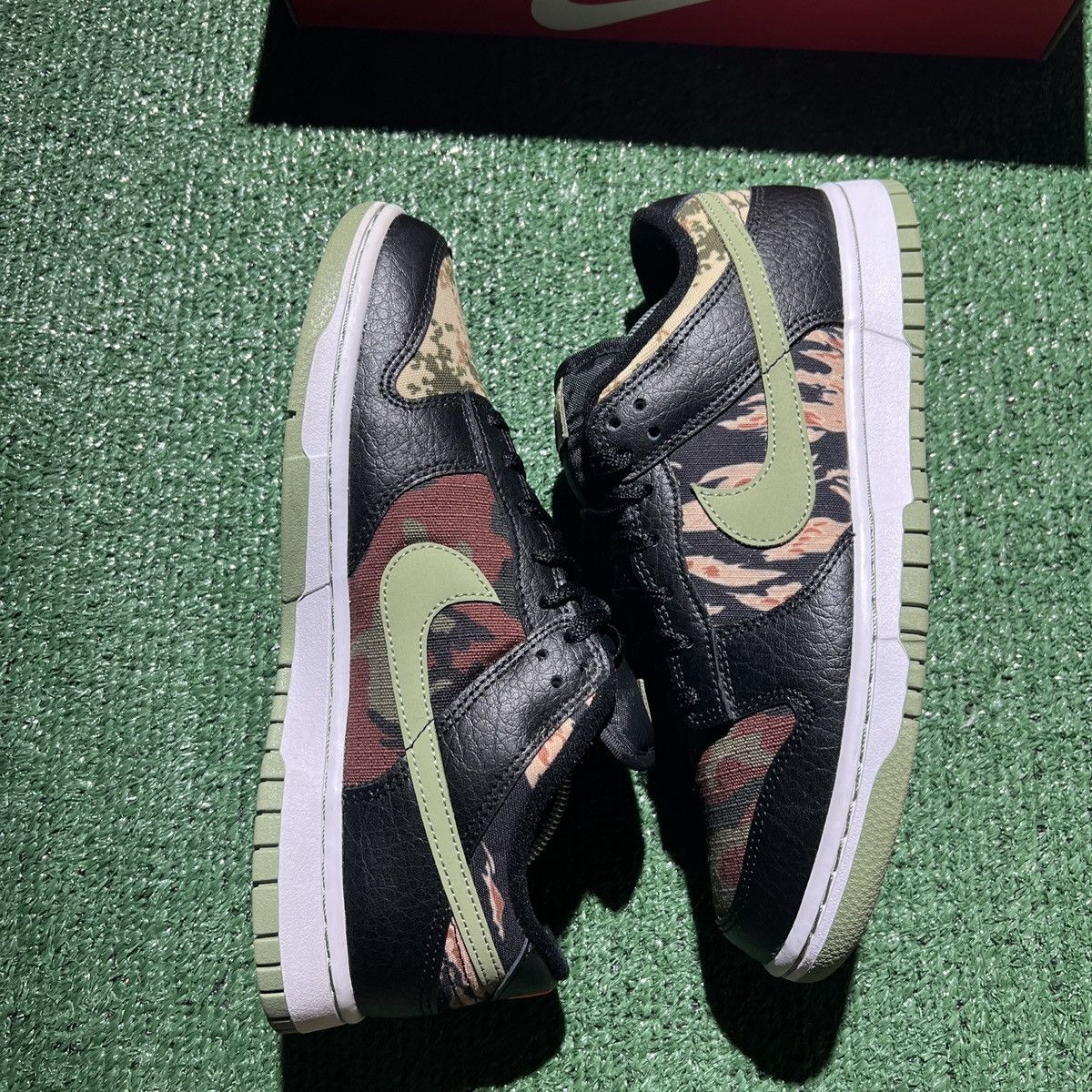Nike Nike dunk low crazy camo size 8.5 Size US 8.5 / EU 41-42 - 2 Thumbnail