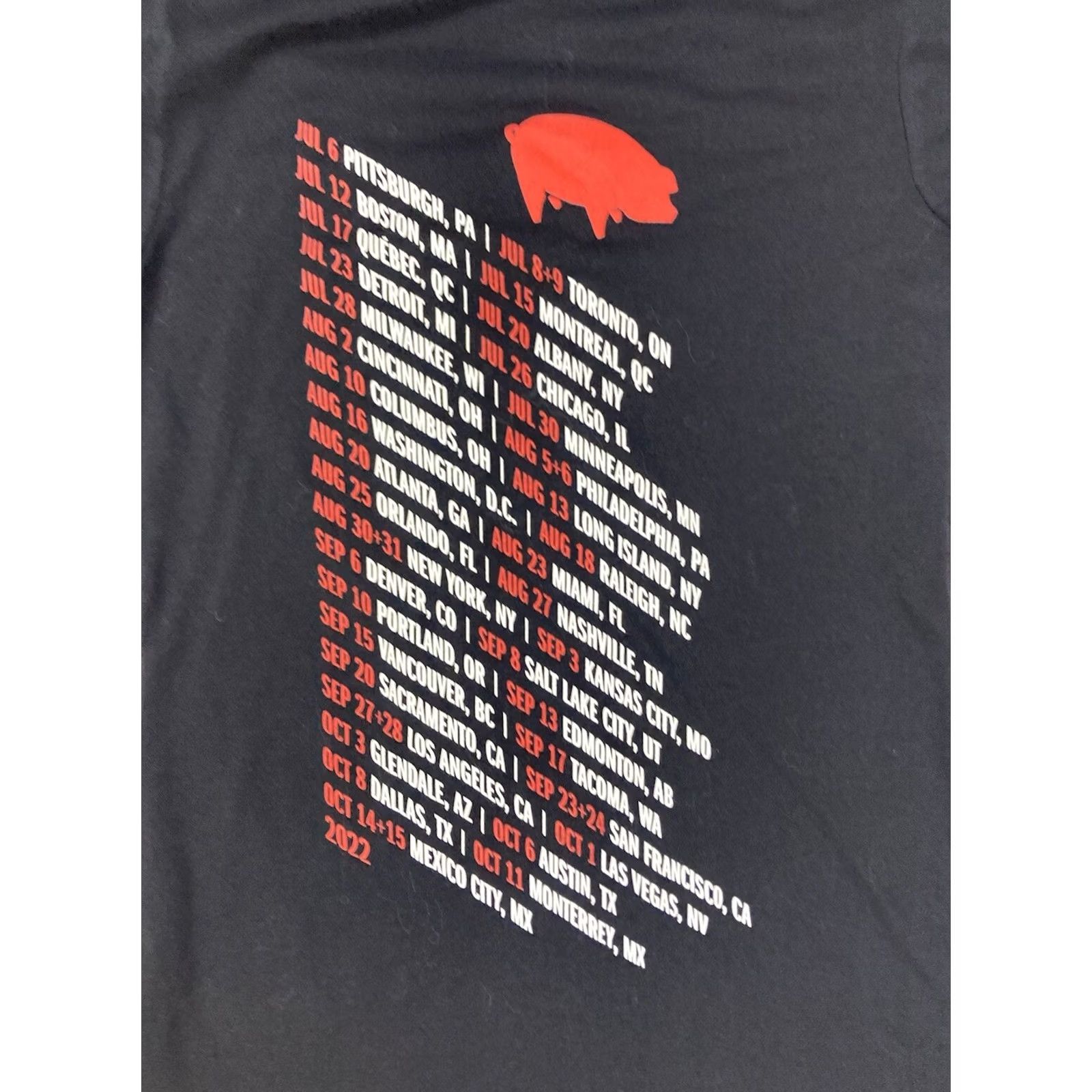 Vintage VINTAGE Roger Waters V-Neck Tour 2022 Graphic T-Shirt Women Small Short Sleeve Music Size S / US 4 / IT 40 - 3 Thumbnail