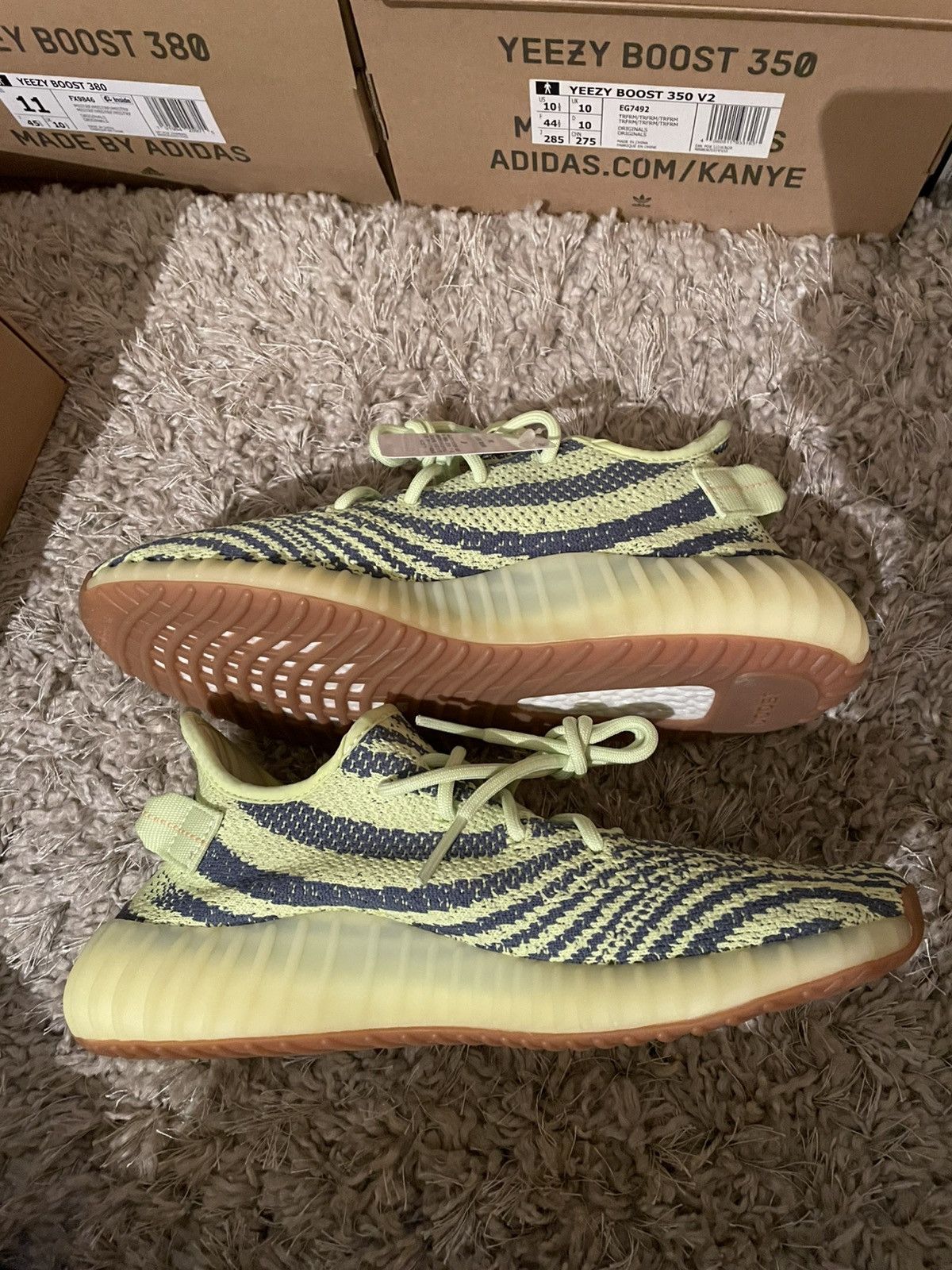 Yeezy Yeezy 350 V2 Semi Frozen Yellow Size US 9.5 / EU 42-43 - 3 Thumbnail