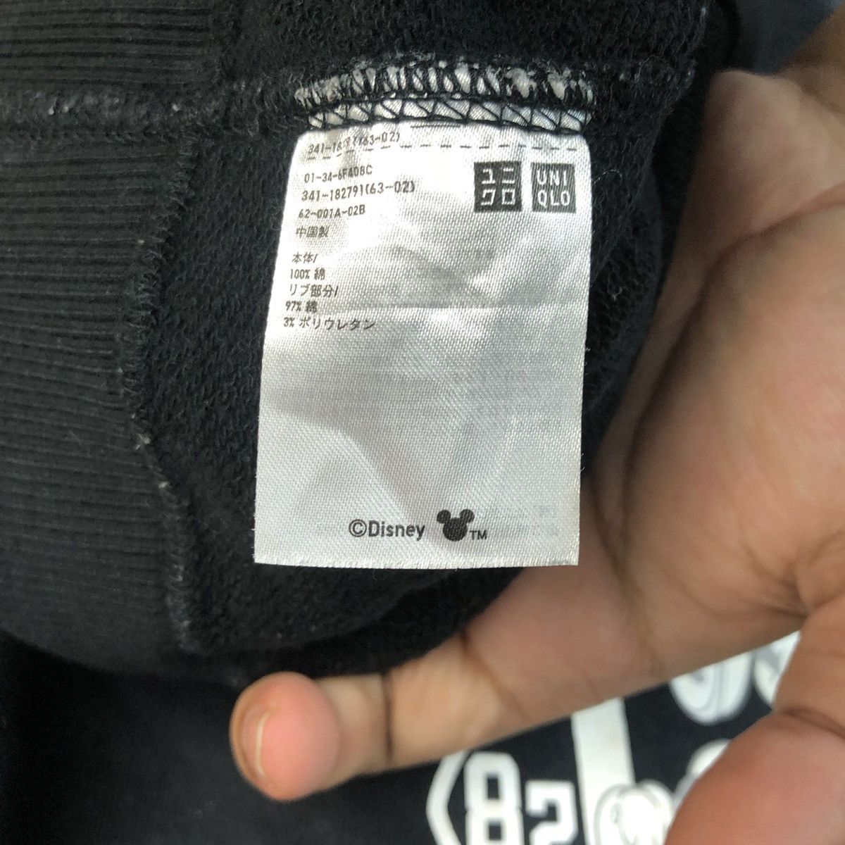 Disney × Mickey Mouse × Uniqlo Uniqlo Disney Mickey Mouse Footbball Black #A498 Size US M / EU 48-50 / 2 - 13 Thumbnail