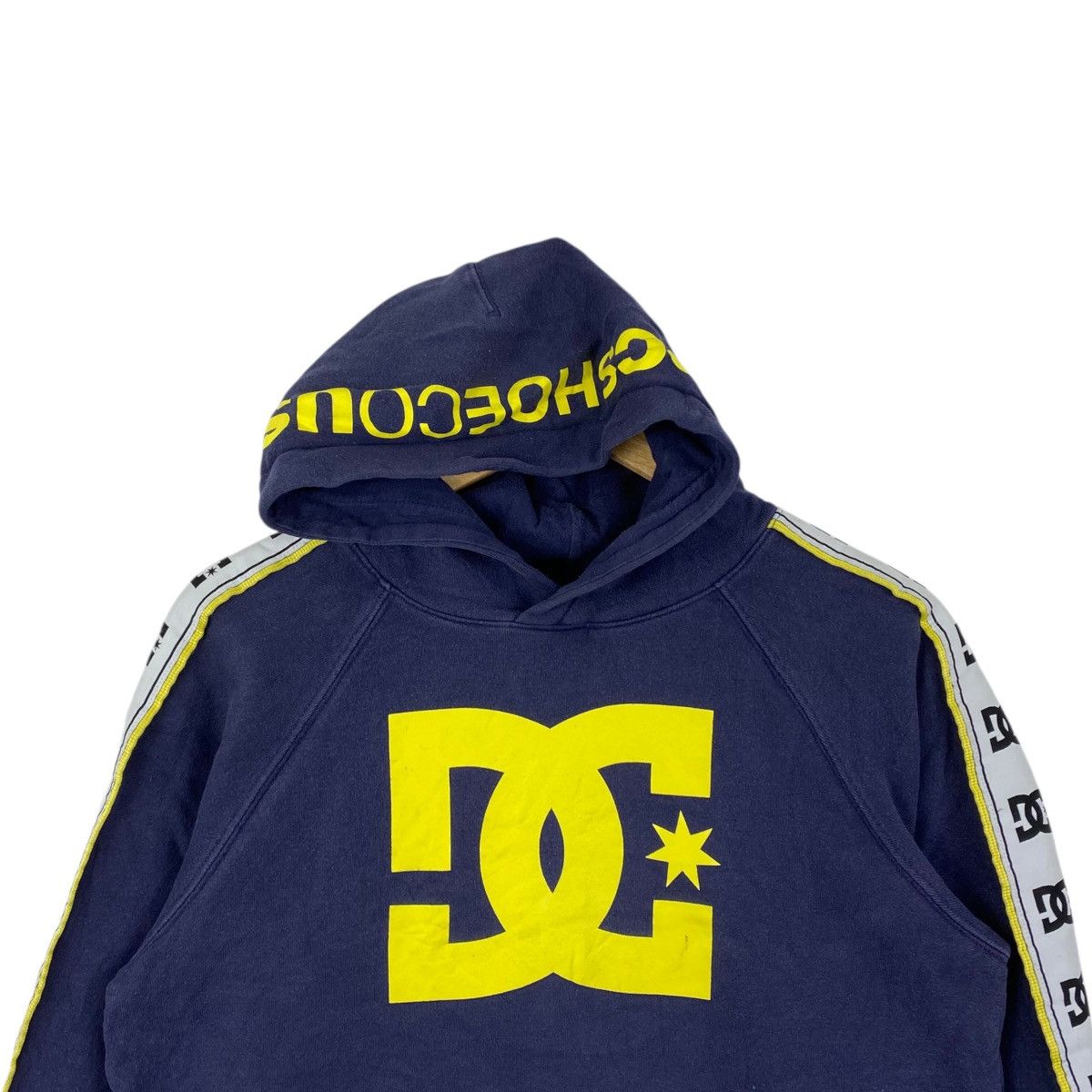 Vintage DC SHOE CO Usa Side Tape Skateboard Logo Print Hooded Size US M / EU 48-50 / 2 - 2 Thumbnail