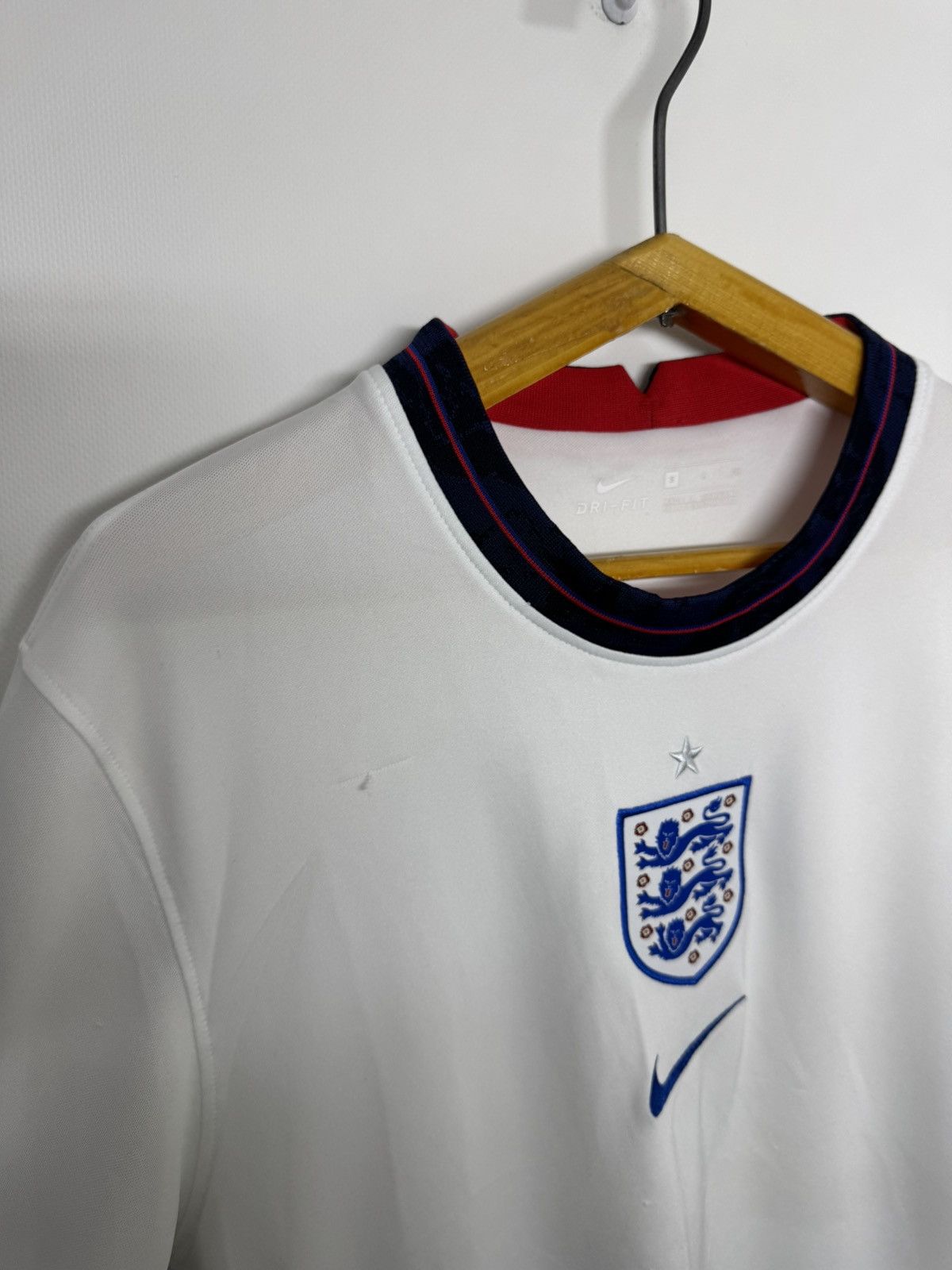 Nike Vintage Nike England National Team T-shirt jersey Size US S / EU 44-46 / 1 - 8 Thumbnail