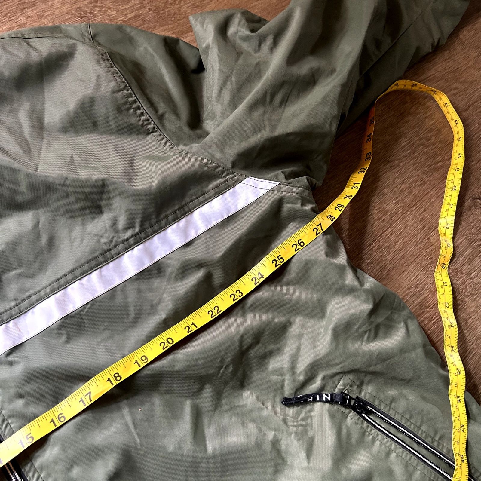 Nike Vintage Nike Moss Green Windbreaker Jacket Size US XL / EU 56 / 4 - 5 Thumbnail