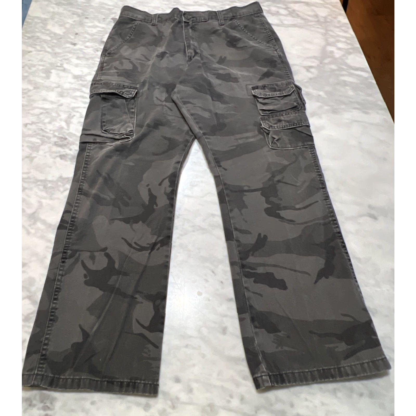 Wrangler Wrangler Jeans Cargo Camo 36x32 Faded Gray 70BRWGL Cotton Hunting Men Size US 36 / EU 52 - 3 Thumbnail