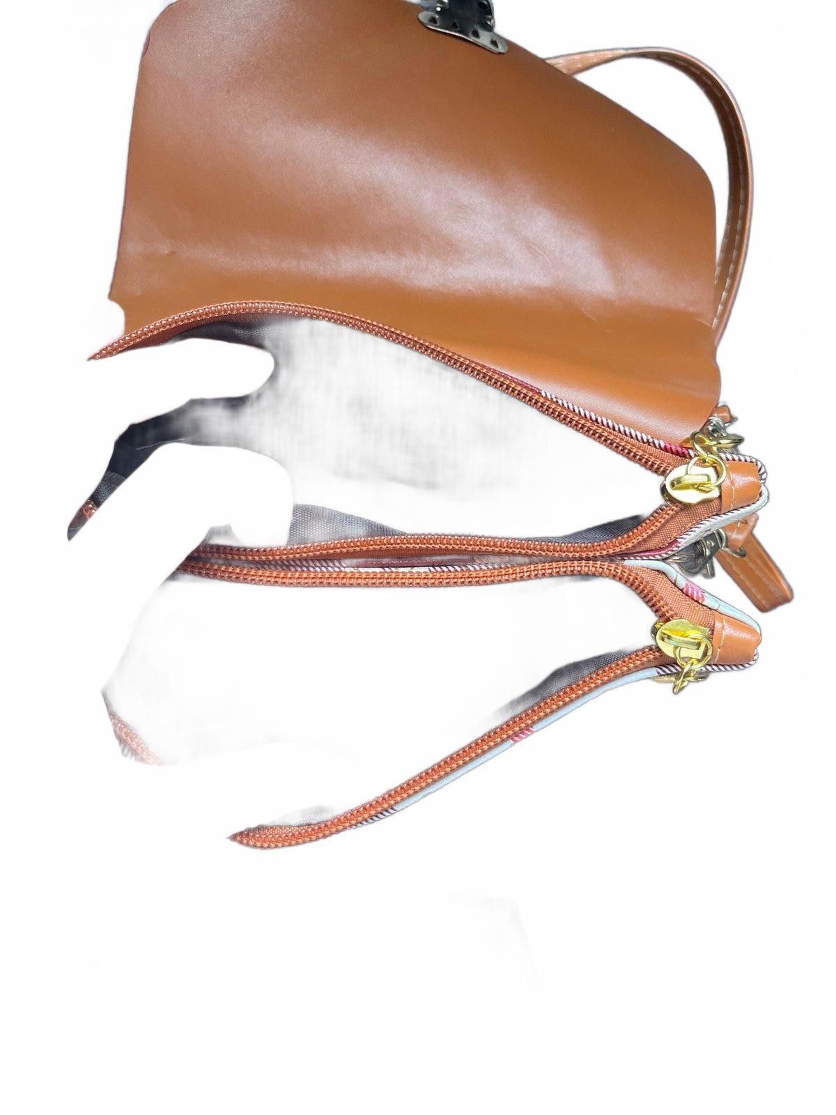 Designer Chic Plaid Crossbody Bag with Gold Accents Size ONE SIZE - 2 Thumbnail