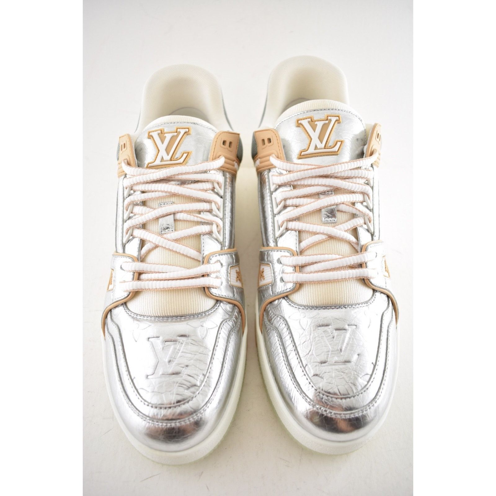 Louis Vuitton Louis Vuitton Metallic Silver Beige White Low Top Trainer Size US 10 / EU 43 - 7 Thumbnail