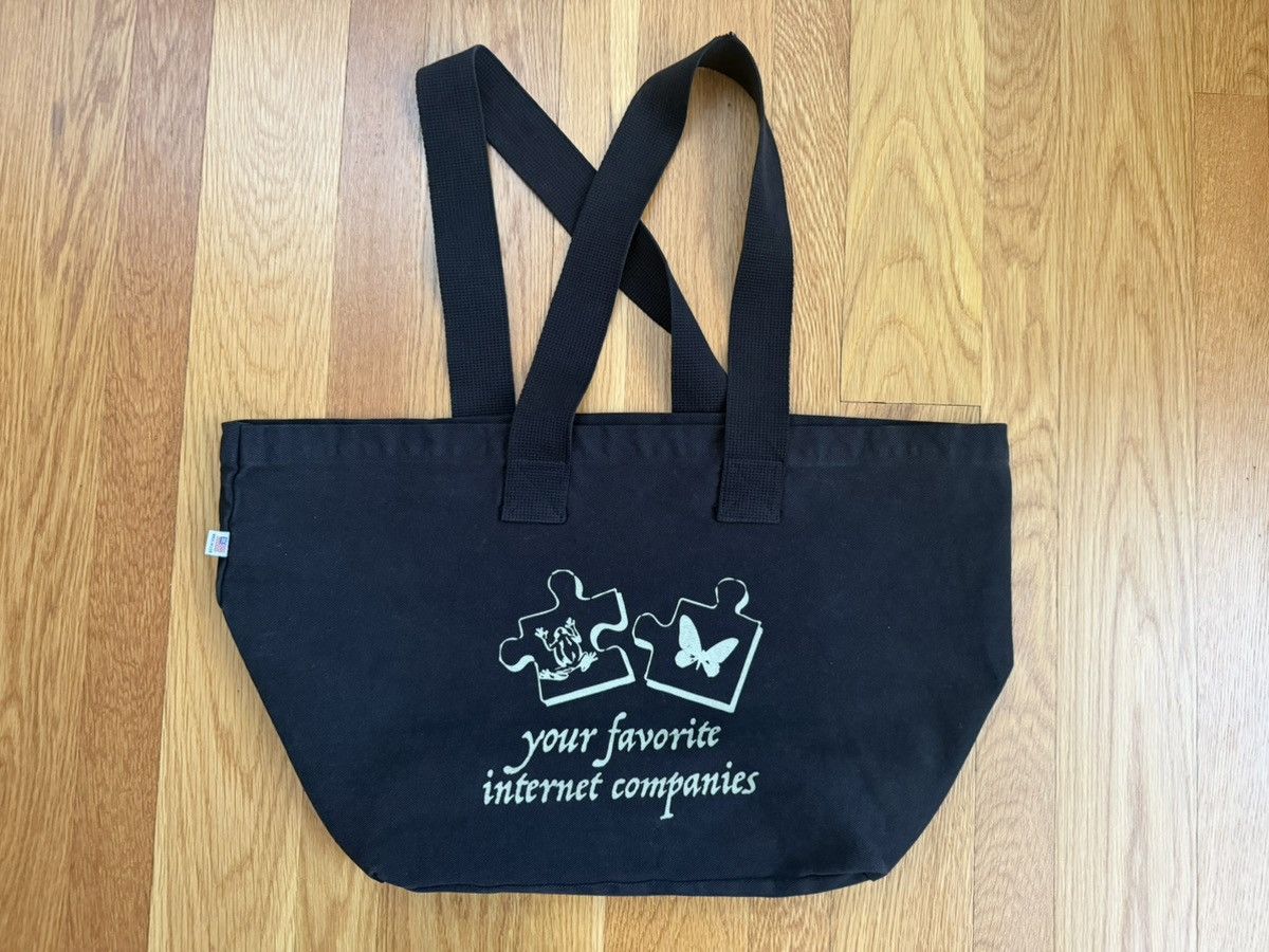 18 East × ALL CAPS STUDIO ALL CAPS STUDIO X AND AFTER THAT TOTE BAG BLACK Size ONE SIZE - 1 Thumbnail