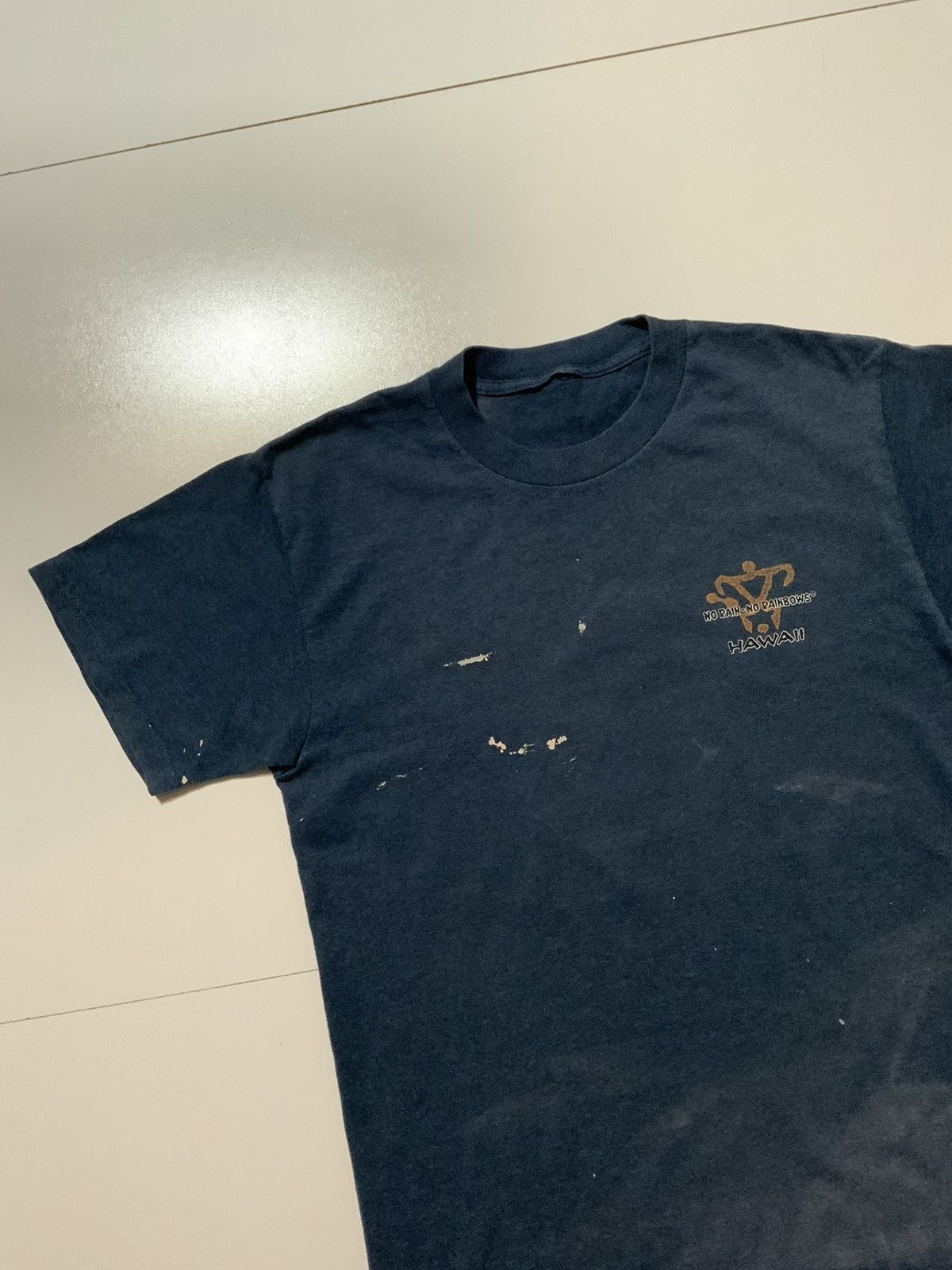 Vintage Vintage 1991 Kimo’s Hawaiian Rules No Rain Hawaii T-Shirt Size US S / EU 44-46 / 1 - 3 Thumbnail