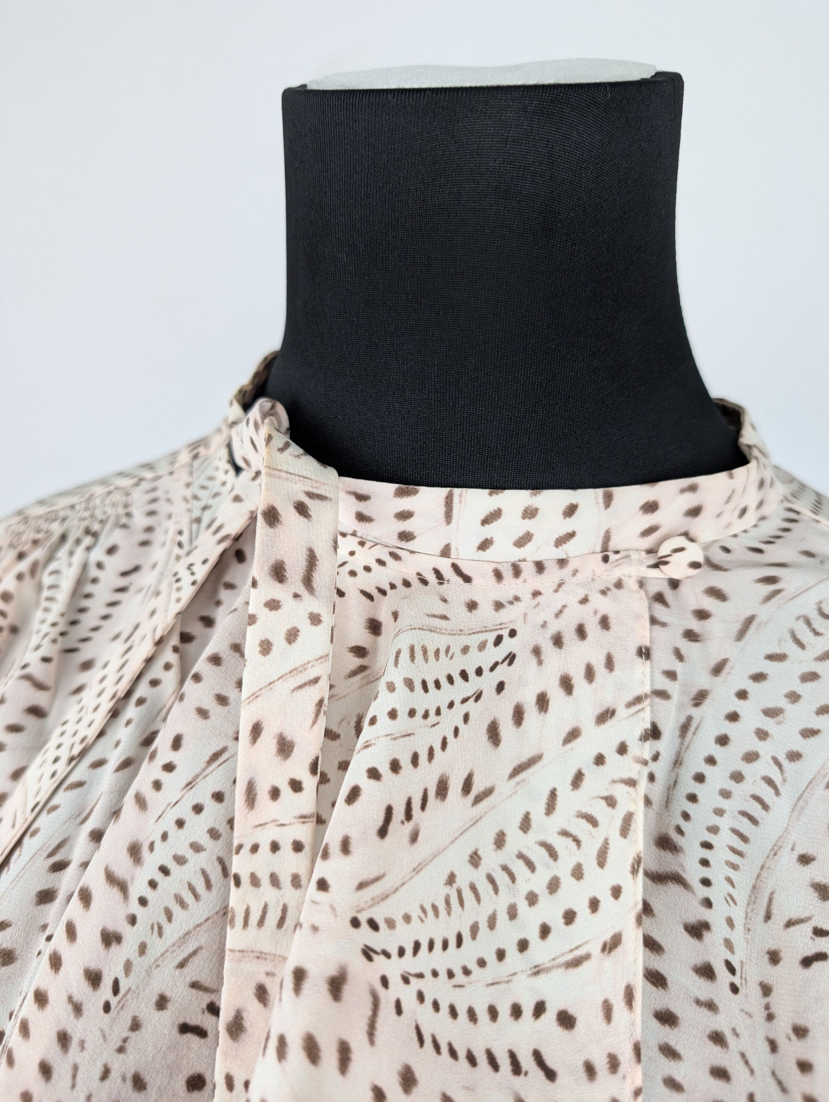 Isabel Marant Isabel Marant Beige Printed Long Sleeve Silk Top Size XS / US 0-2 / IT 36-38 - 4 Thumbnail