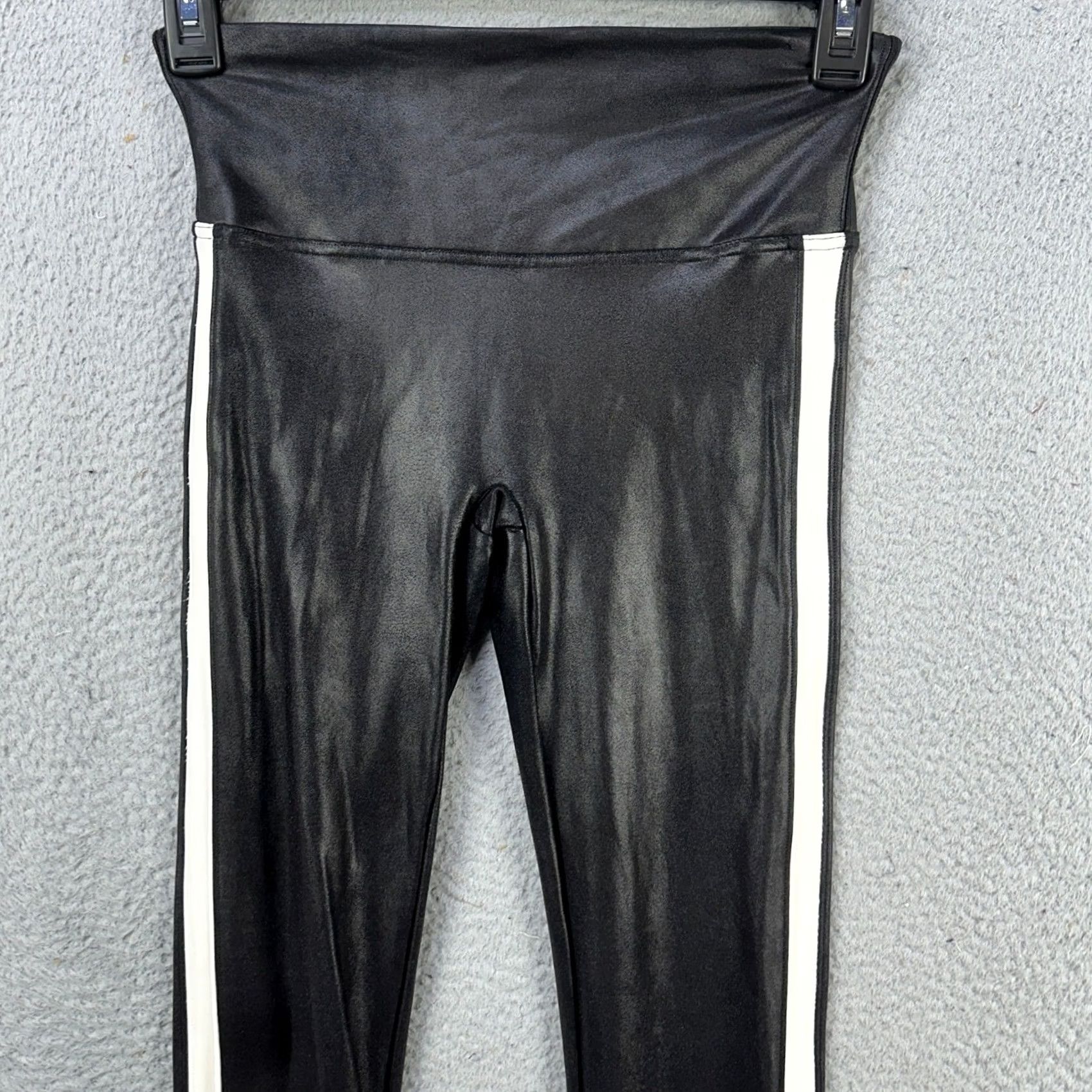 Spanx Spanx Faux Leather Pants Legging Womens Medium Black White Mid-Waist Stretch Leggings Size 32" / US 10 / IT 46 - 3 Thumbnail