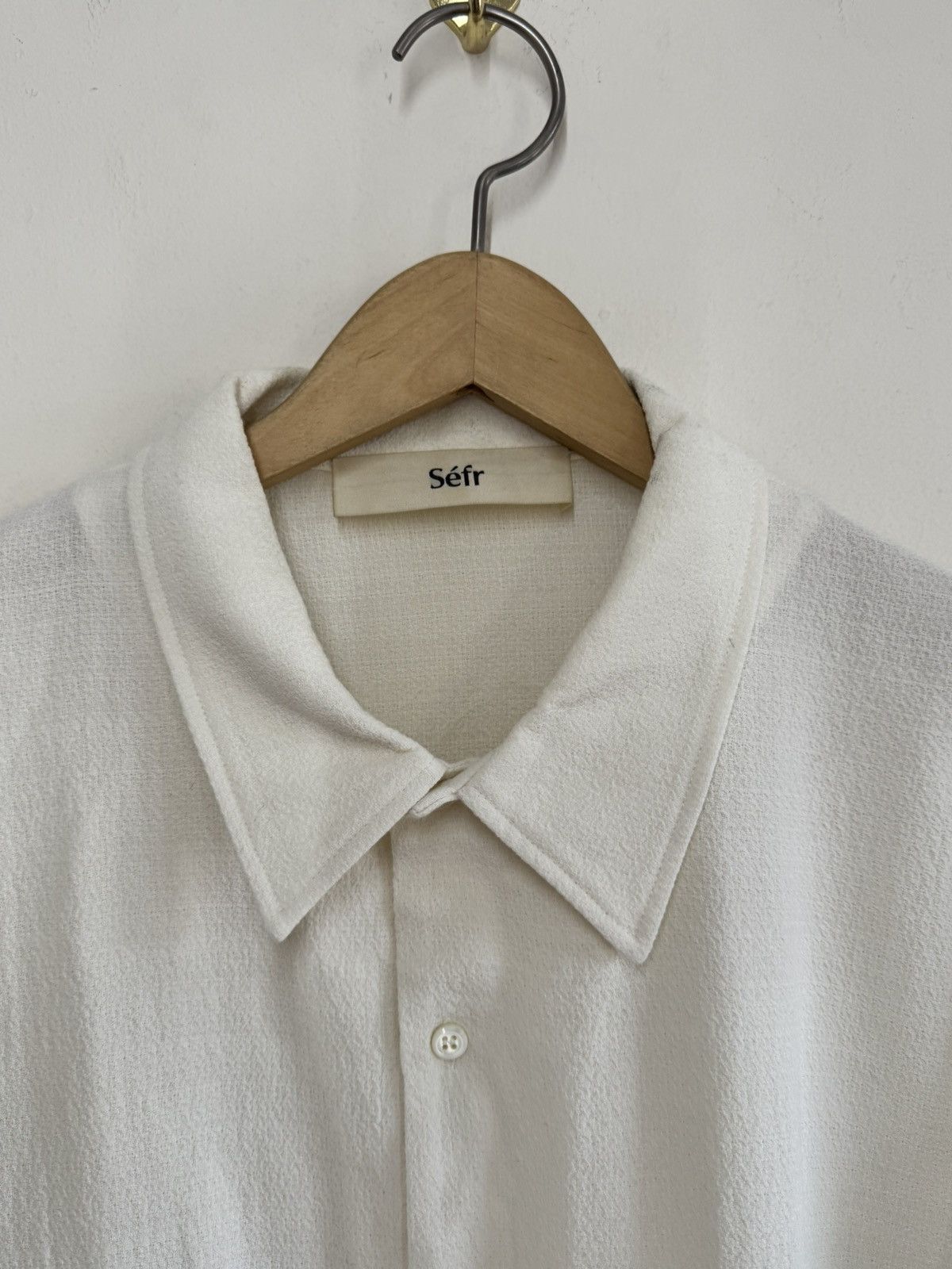 Sefr Séfr Suneham Textured Viscose Wool Shirt Off-White Size M Size US M / EU 48-50 / 2 - 3 Thumbnail