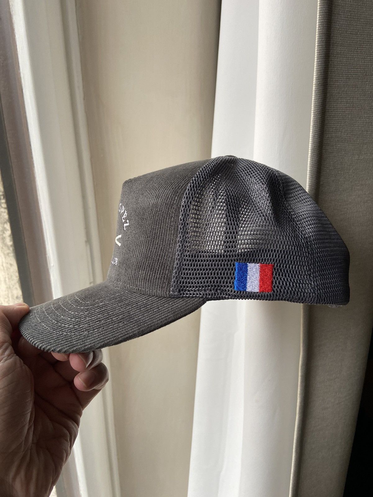 Other Trucker Hats With Grey Colors All One Size Only Size ONE SIZE - 3 Thumbnail
