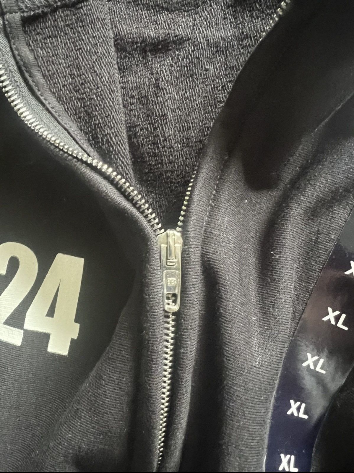 Balenciaga Balenciaga Sticker Jacket/Hoodie YE24 Size US XXL / EU 58 / 5 - 5 Thumbnail