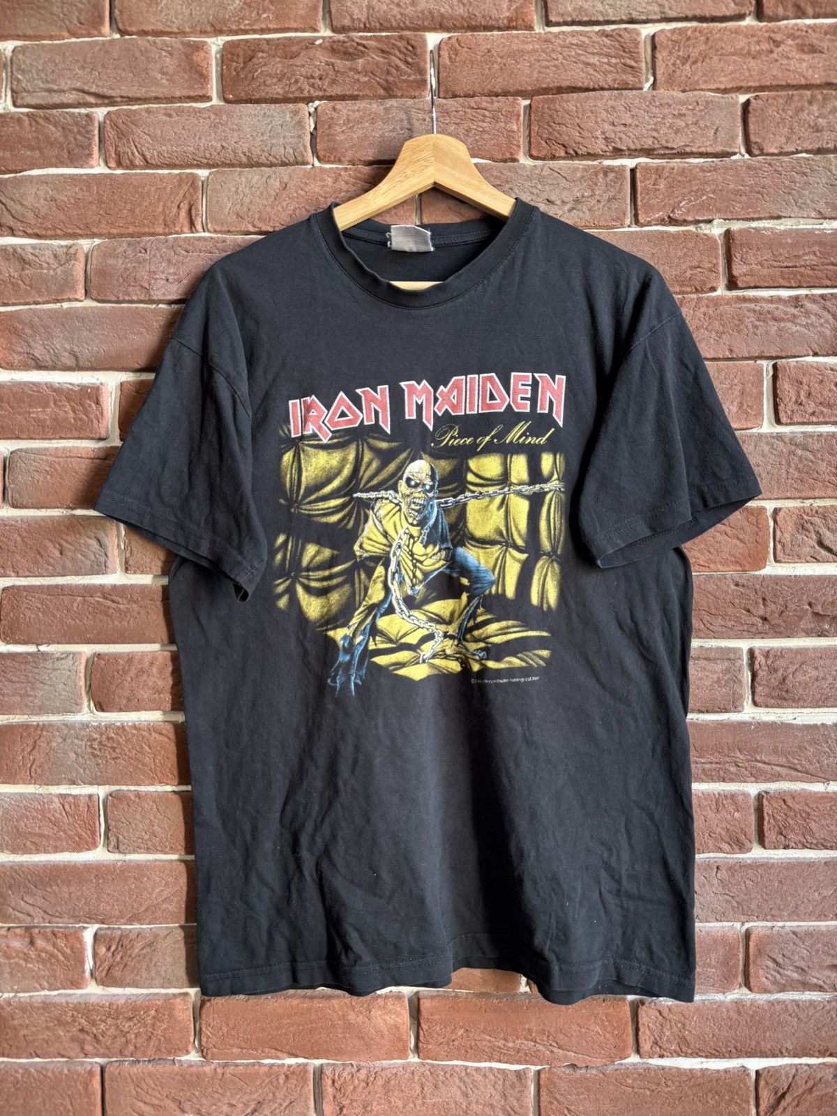 Band Tees Vintage 00s Iron Maiden Piece Of Mind Washed Metal Band Tee Size US L / EU 52-54 / 3 - 1 Thumbnail
