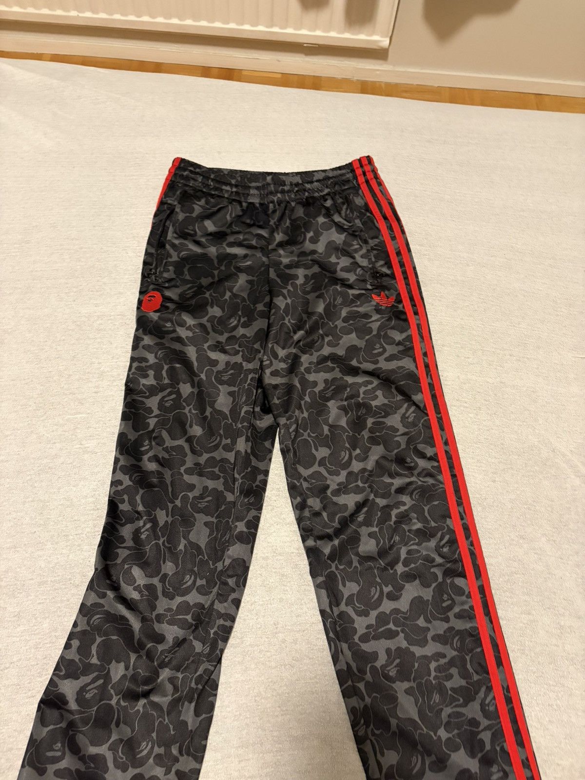 Adidas × Bape Bape adidas sweatpants Size US 32 / EU 48 - 1 Thumbnail