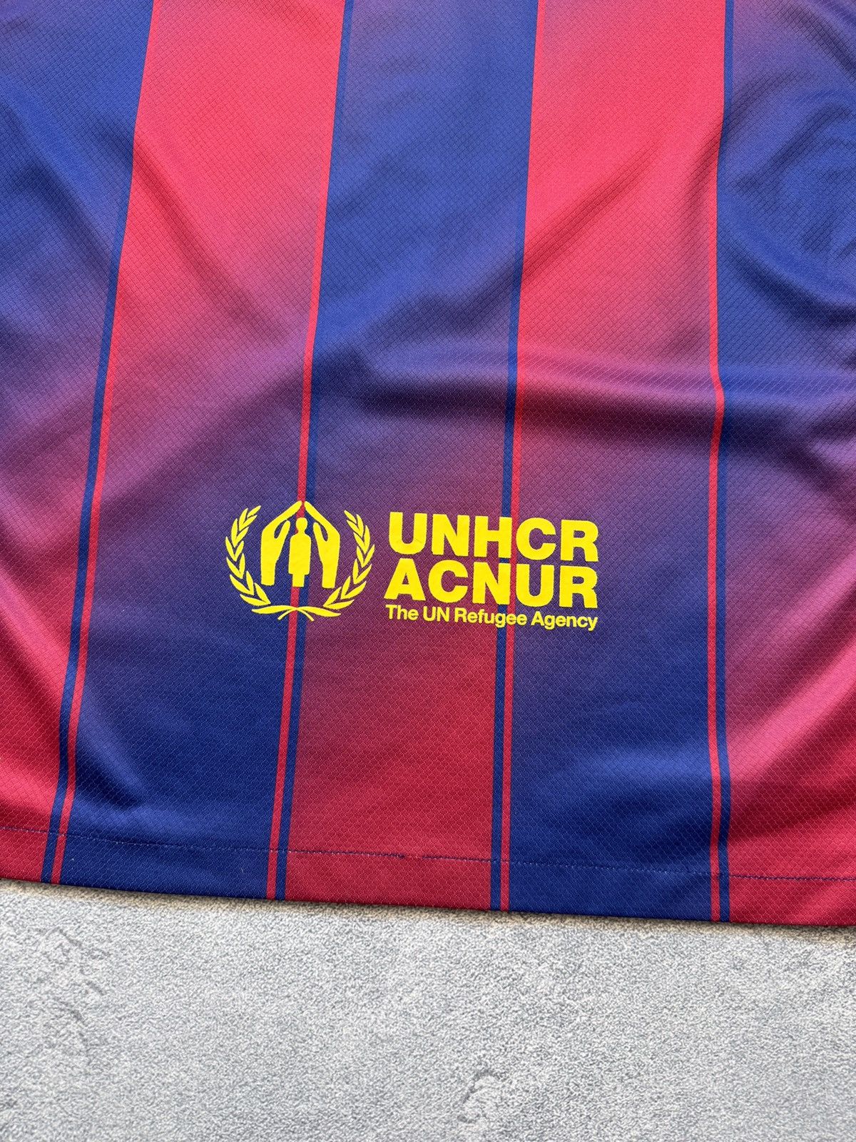 Nike Nike Barcelona Jersey Vintage Rare T-Shirt Soccer Club Size US L / EU 52-54 / 3 - 10 Thumbnail
