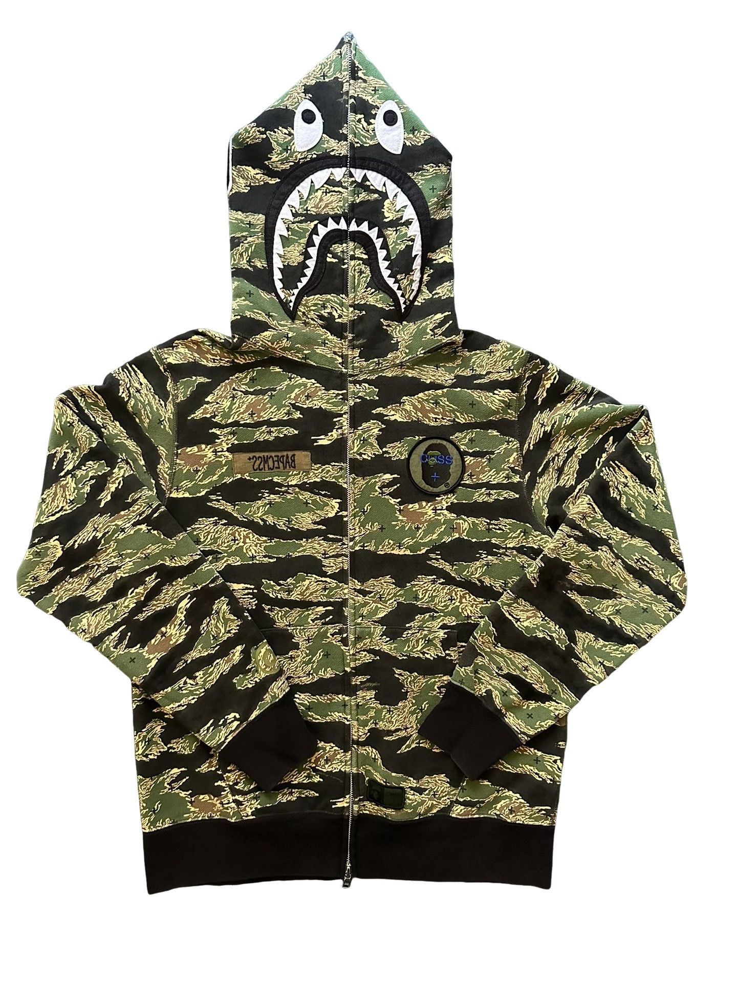 Bape BAPE x CMSS Tiger Camo Shark Hoodie Size L Size US L / EU 52-54 / 3 - 1 Thumbnail