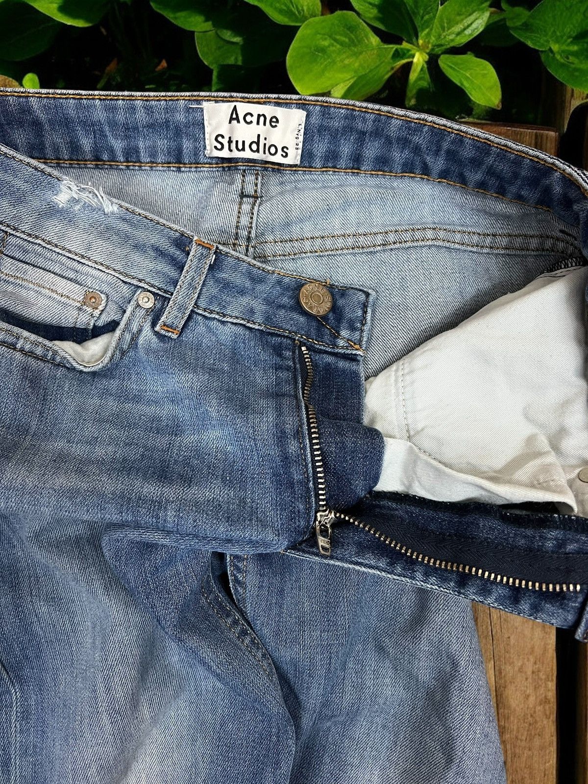 Acne Studios Acne Studios Skin 5 Vintage jeans size W26 L30 Size 26" / US 2 / IT 38 - 5 Thumbnail