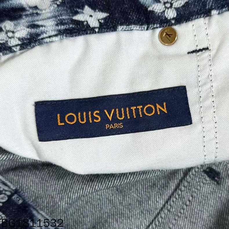 Louis Vuitton Louis Vuitton Cashew flower printed denim shorts Size US 30 / EU 46 - 6 Thumbnail