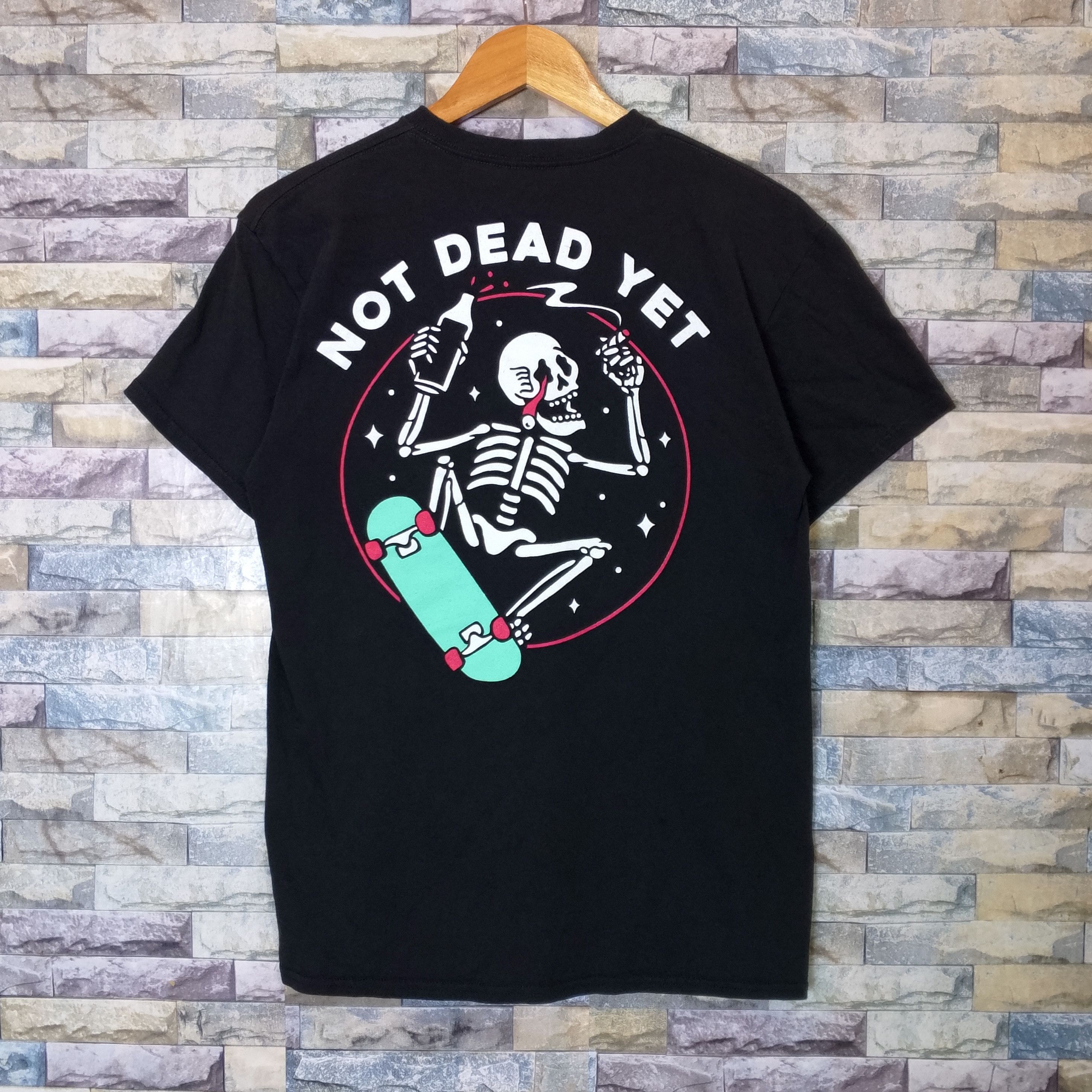 If Six Was Nine Spencers Skull Surf Not Dead Yet Skateboard Tee Size US M / EU 48-50 / 2 - 1 Thumbnail
