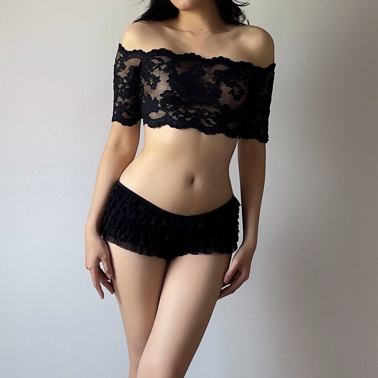 Victoria's Secret Victoria’s Secret Black Lace Off-Shoulder Top (XS–S) Size S / US 4 / IT 40 - 3 Thumbnail