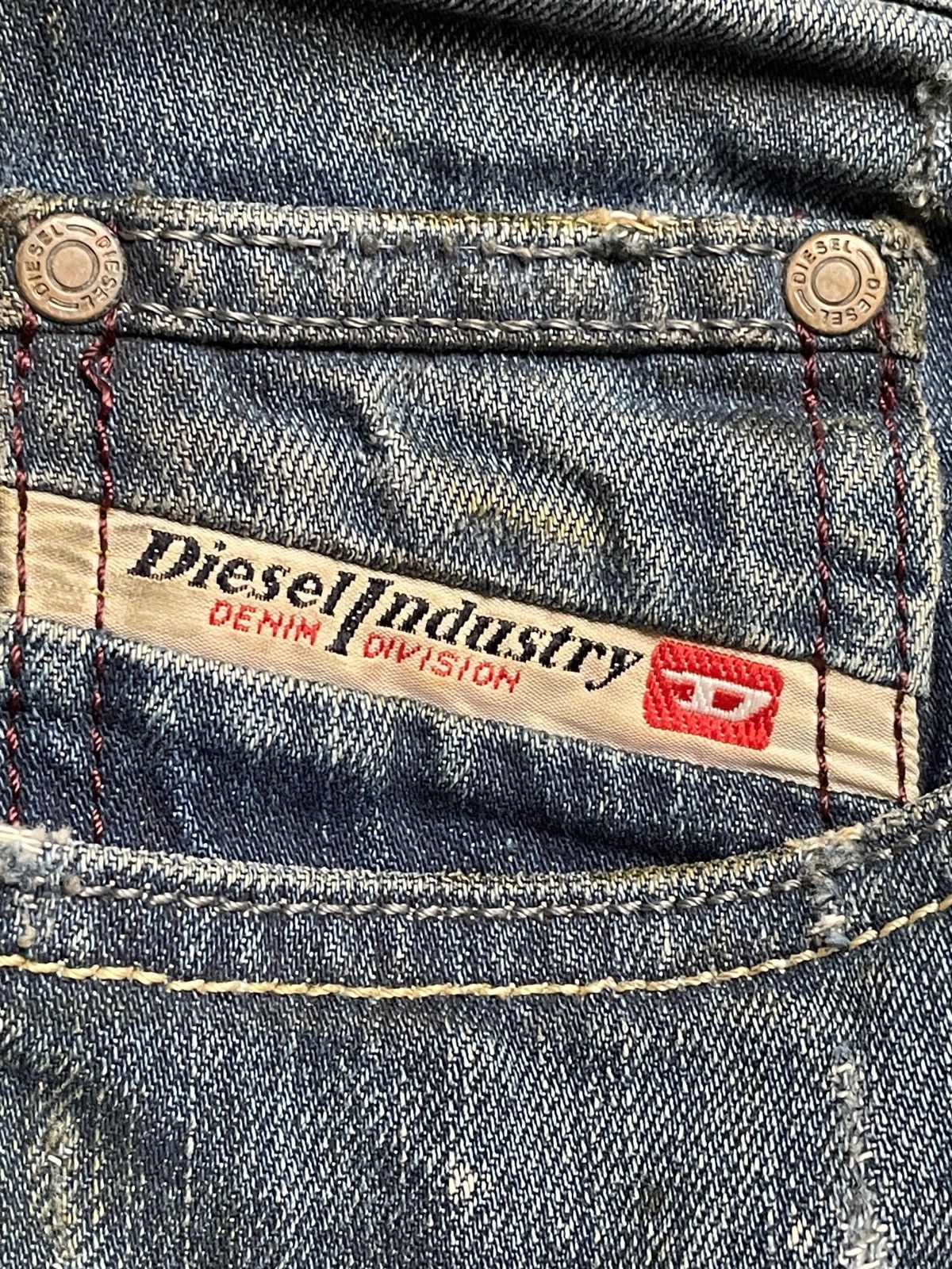 Diesel × If Six Was Nine Vintage Brand Diesel Made in Italy Jeans 2000s Size US 28 / EU 44 - 9 Thumbnail