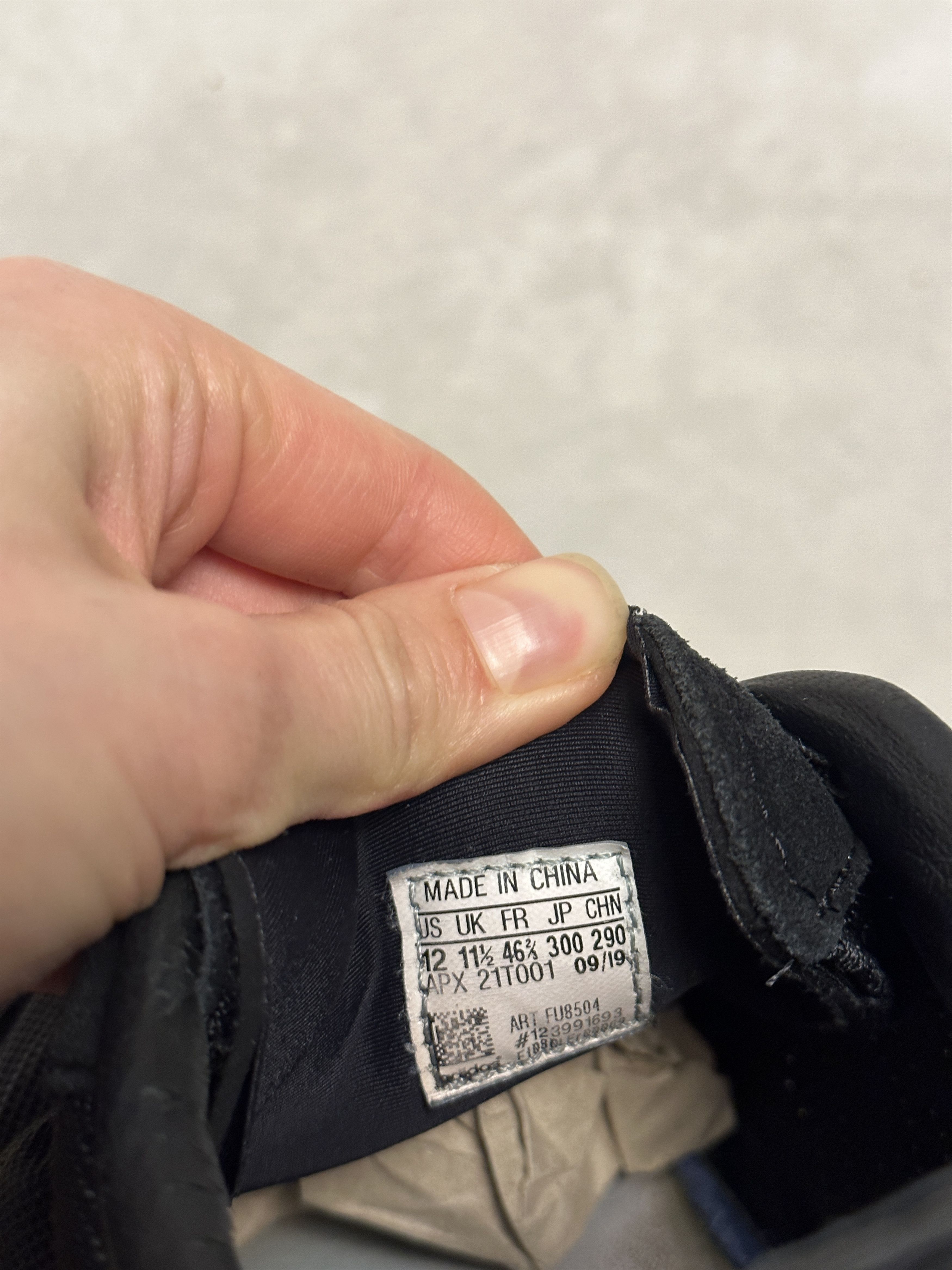 Adidas Y-3 Rhisu Run Black Sneakers Size US 12 / EU 45 - 13 Thumbnail