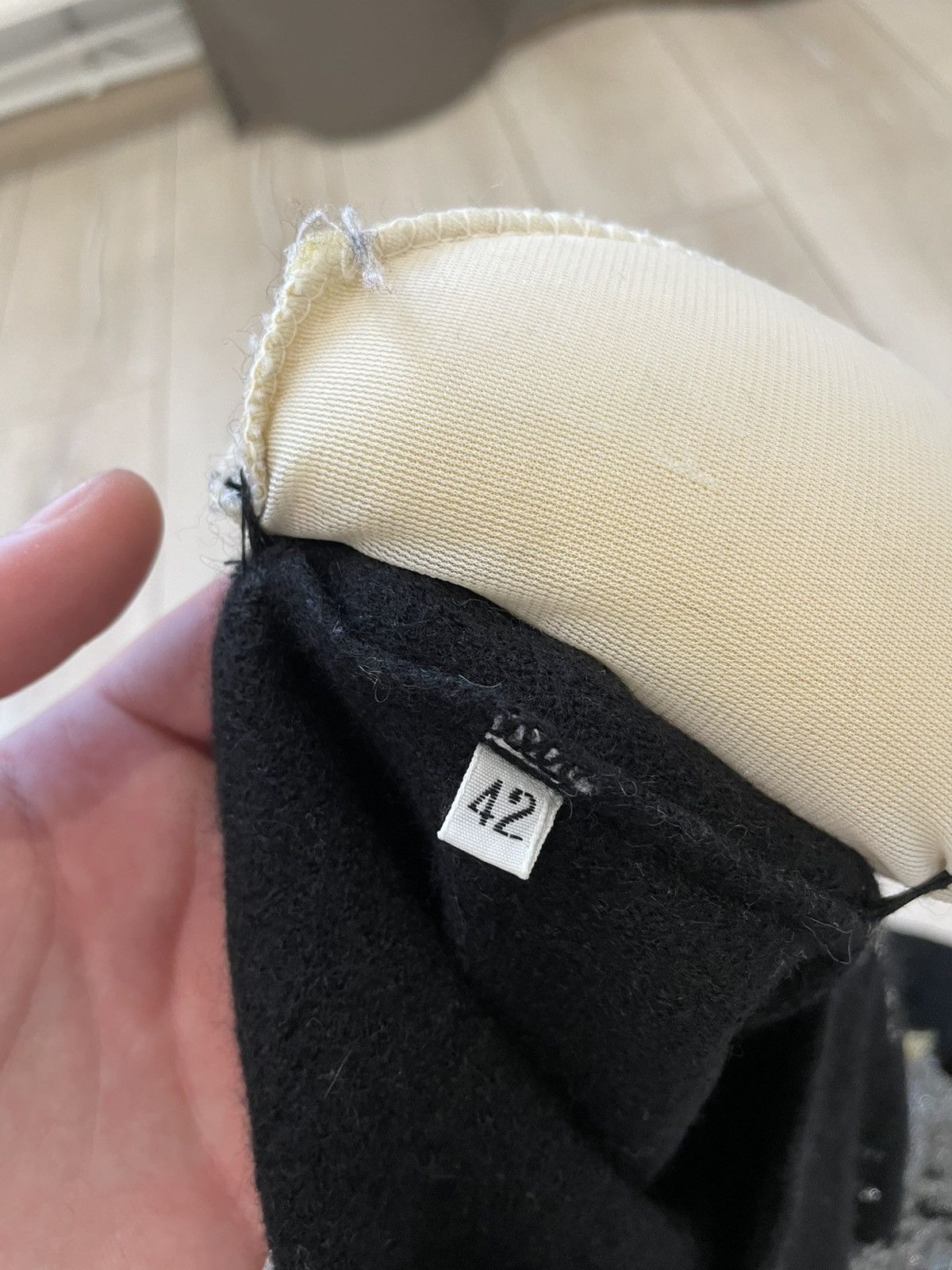 Iceberg × Vintage ICEBERG Vintage 1991 Gilmar Rare Seals Pullover Sweater Size XS / US 0-2 / IT 36-38 - 6 Thumbnail