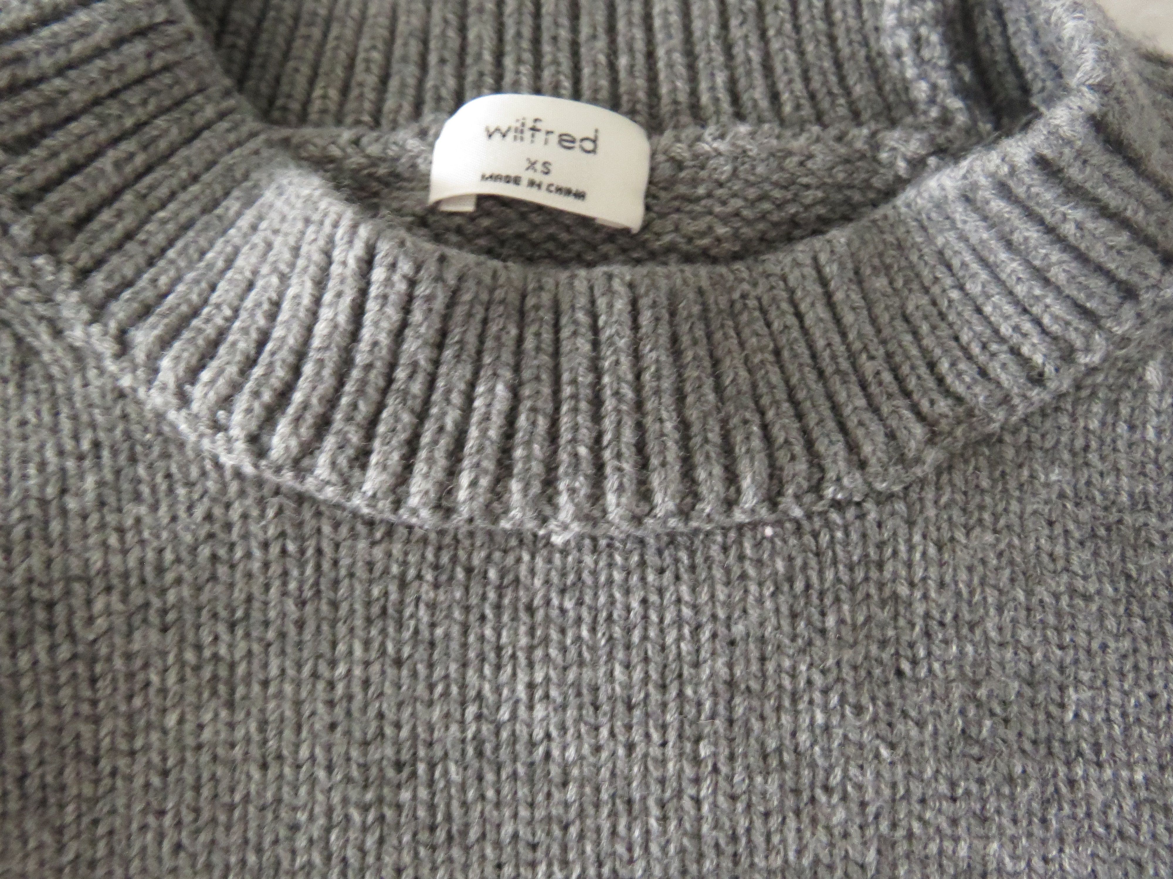 Aritzia Wilfred Sweater Size S / US 4 / IT 40 - 3 Thumbnail