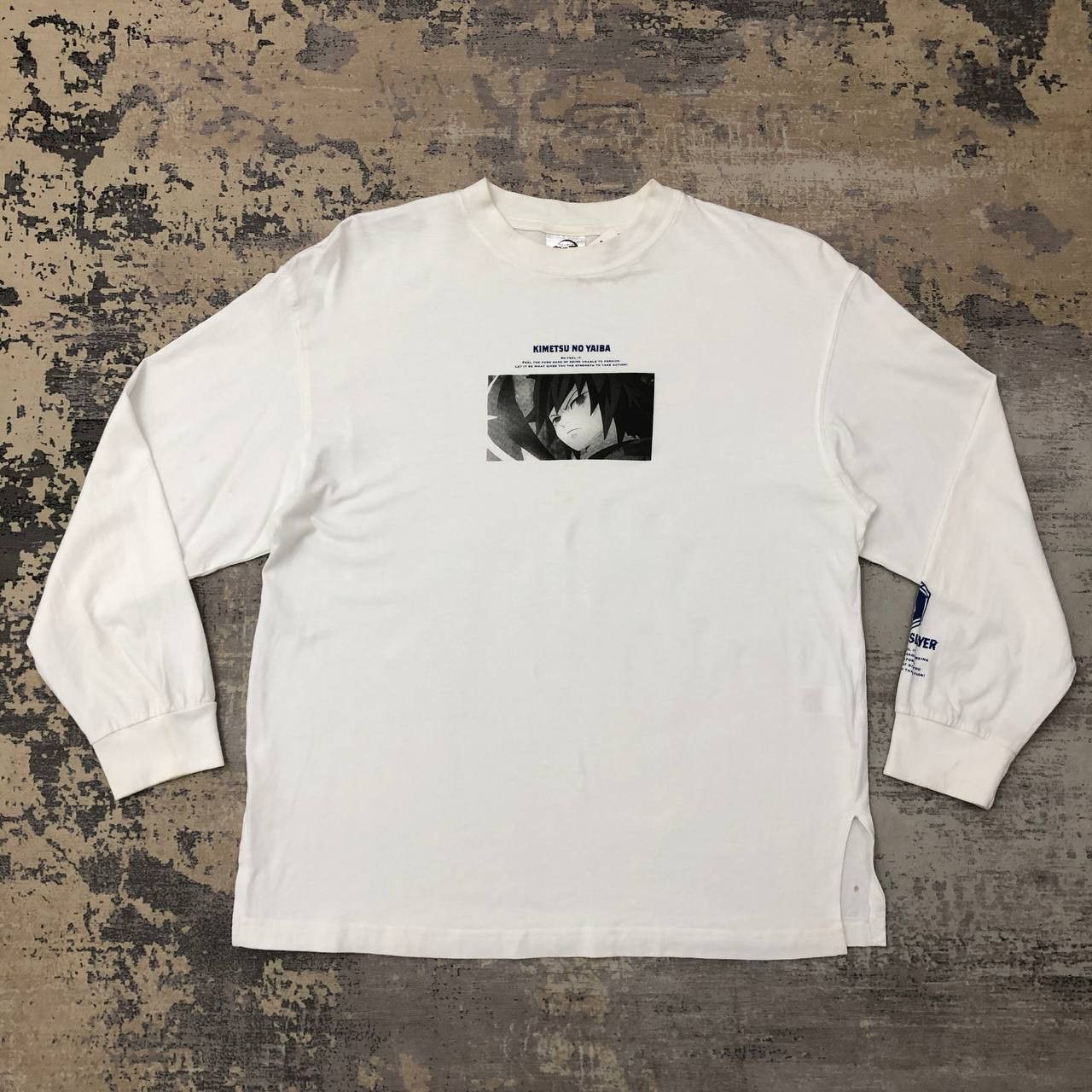 Anime × GU T375 DEMON SLAYER JAPAN ANIME TEE Size US M / EU 48-50 / 2 - 2 Thumbnail